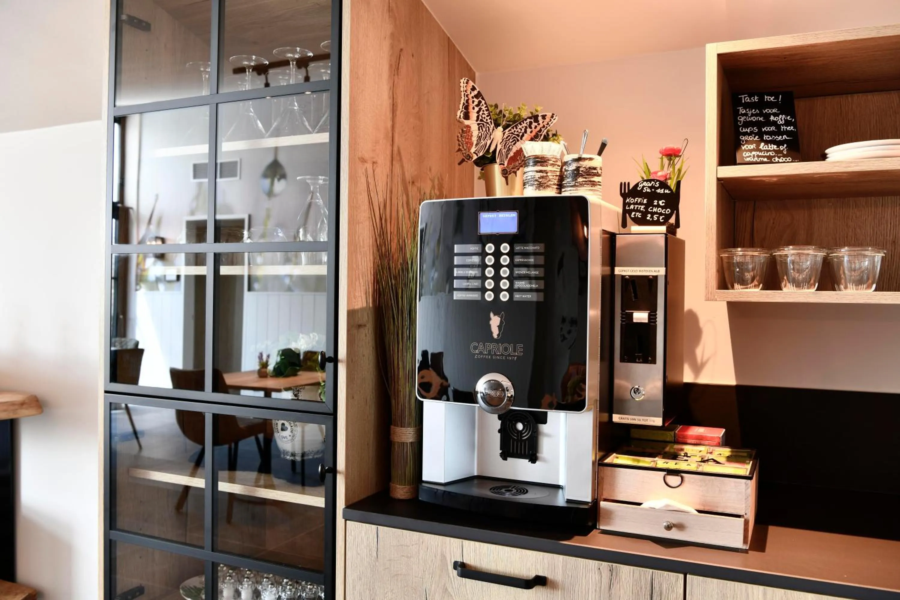 Coffee/tea facilities in B&B 't Motjeshof