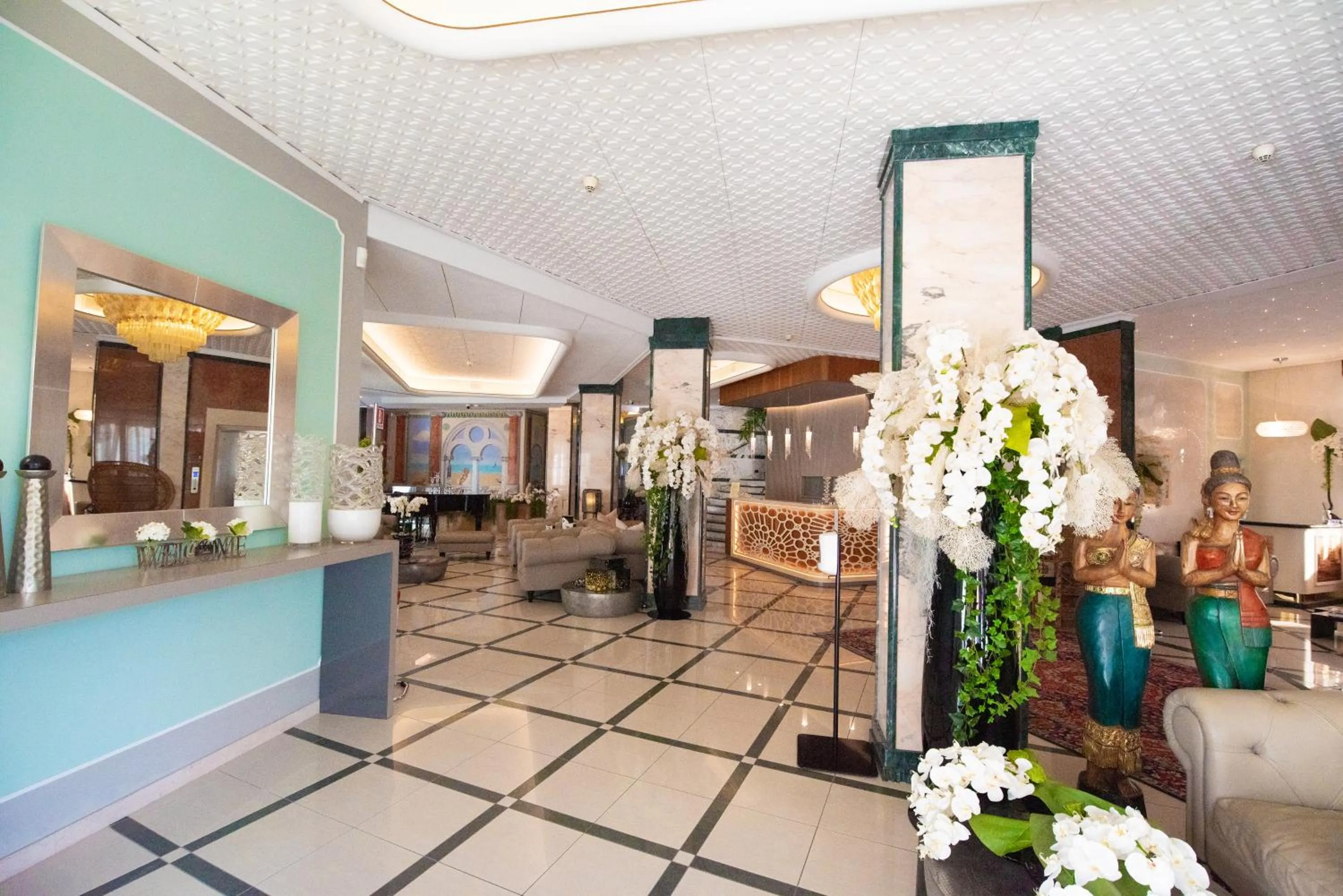 Lobby or reception in Hotel Carlton