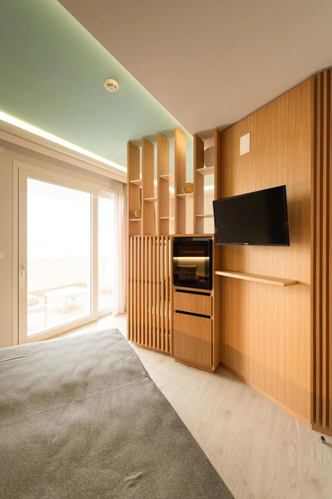 Bed in Hotel Carlton