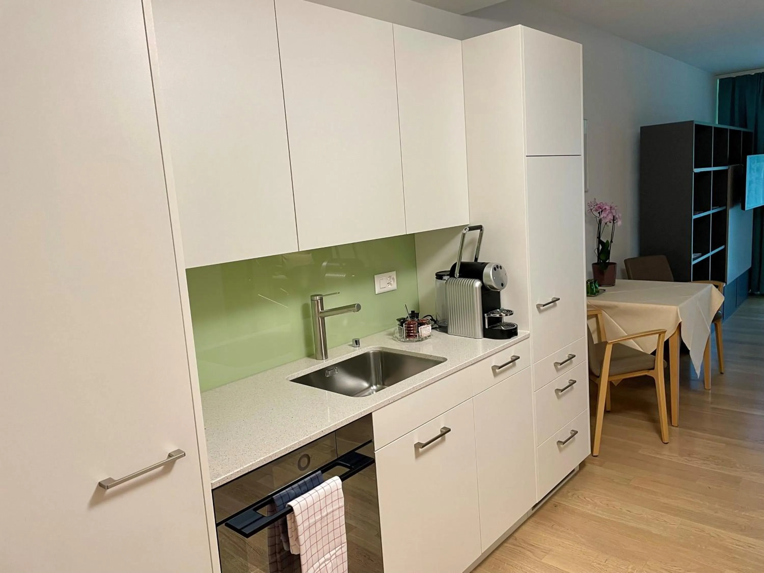 Kitchen or kitchenette in Tertianum Parkresidenz Meilen