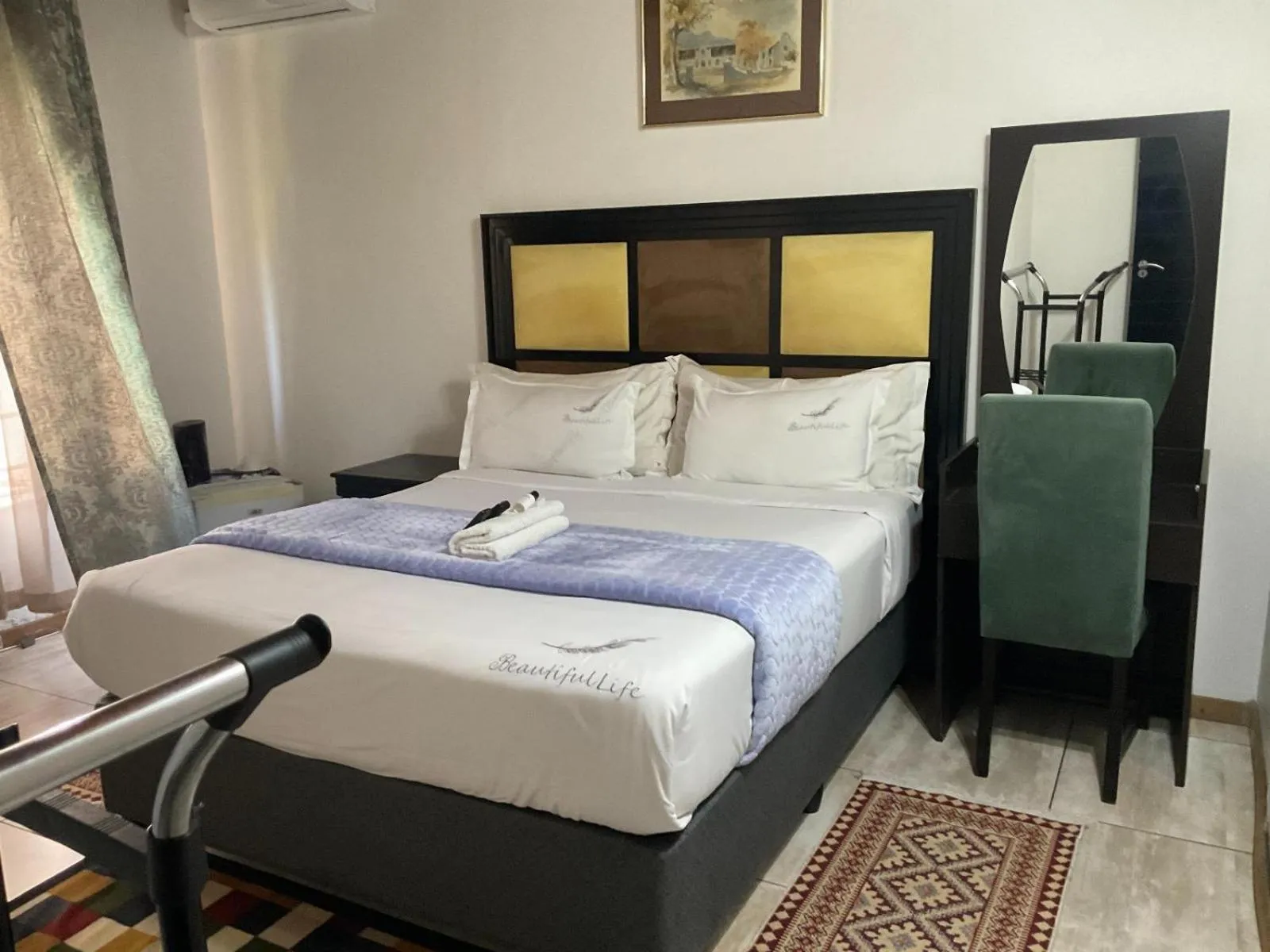 Bed in Royal Olympia Lodges & Safaris RSA