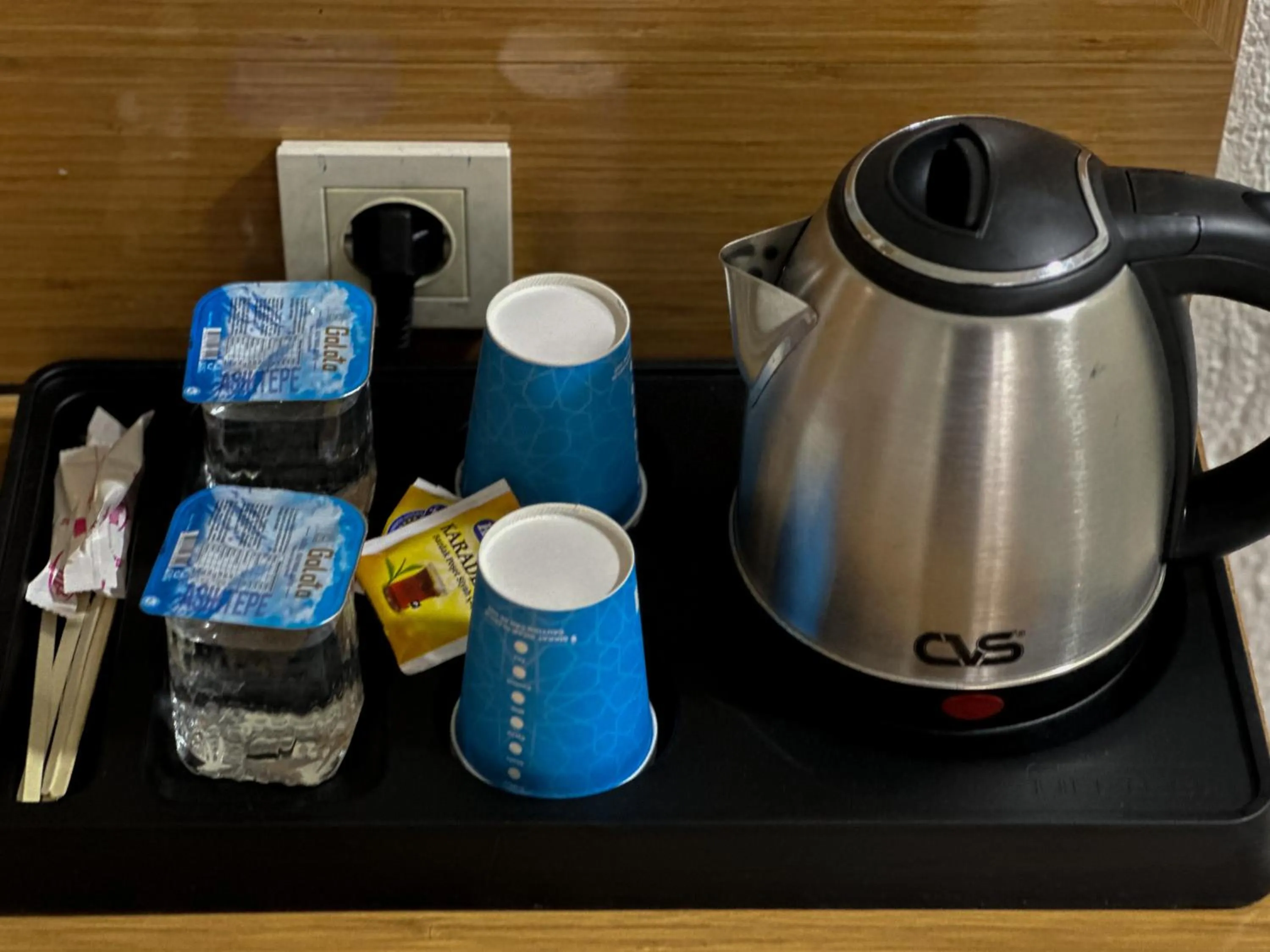 Coffee/tea facilities in Avcılar İnci Hotel