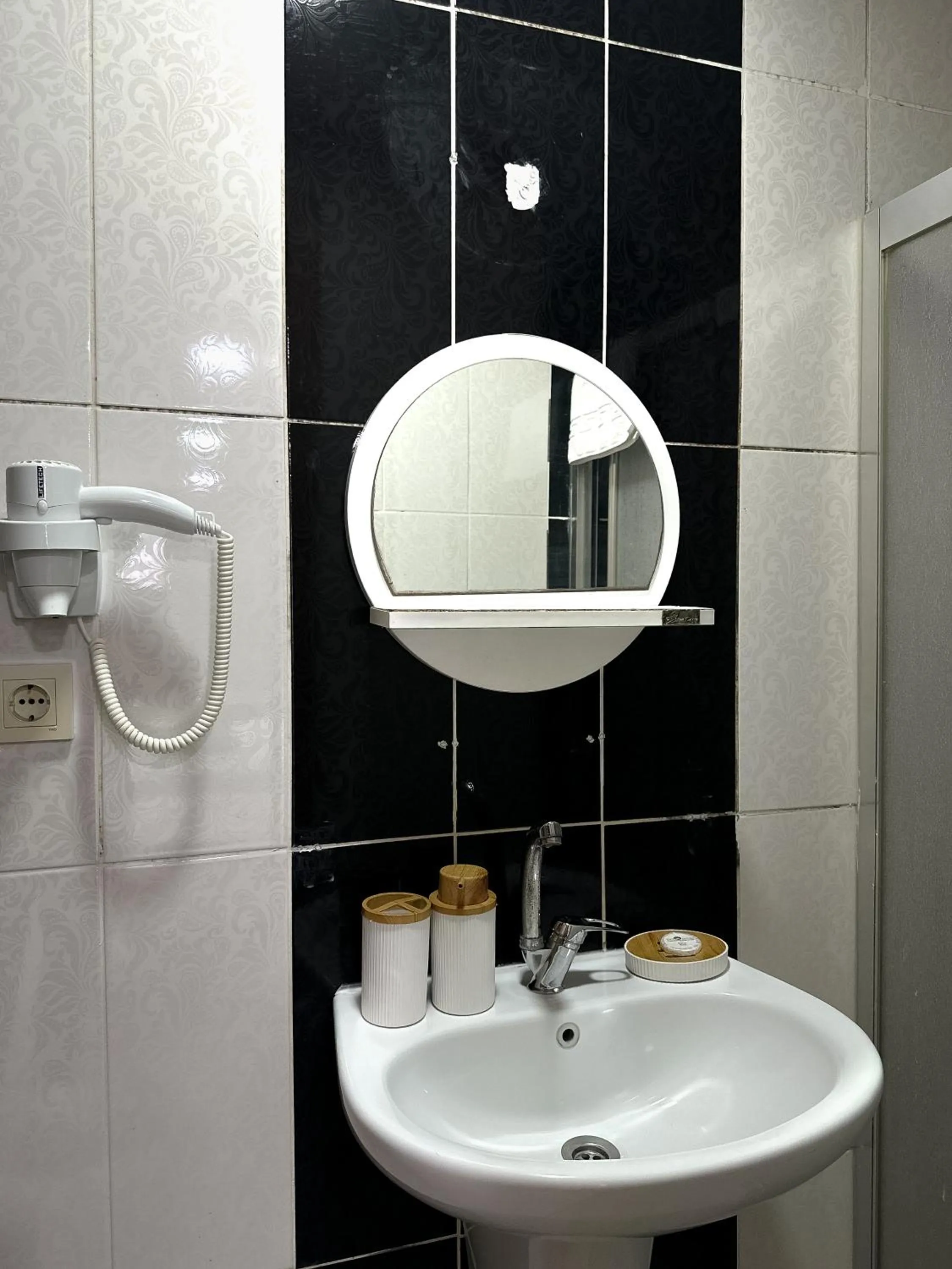 Bathroom in Avcılar İnci Hotel