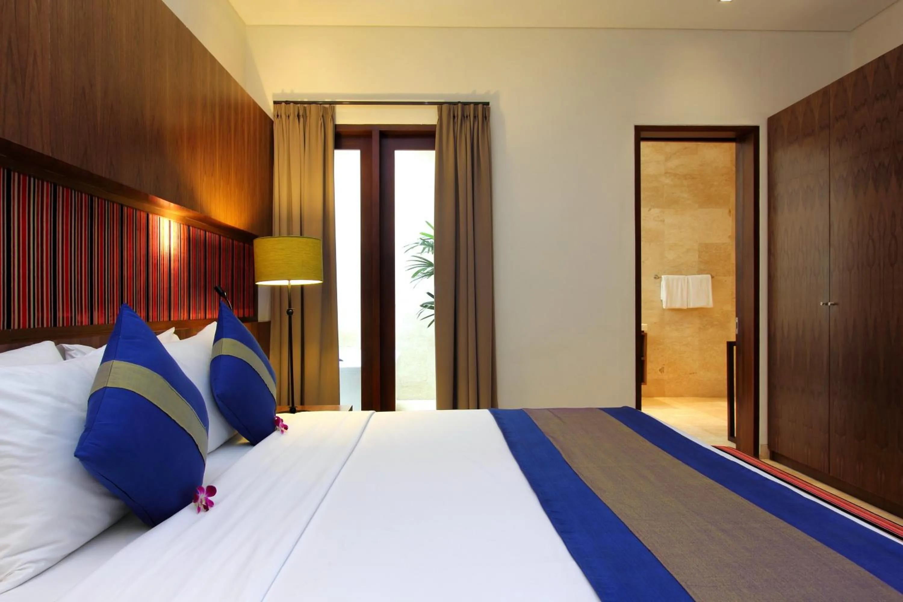 Bed in Serene Villas