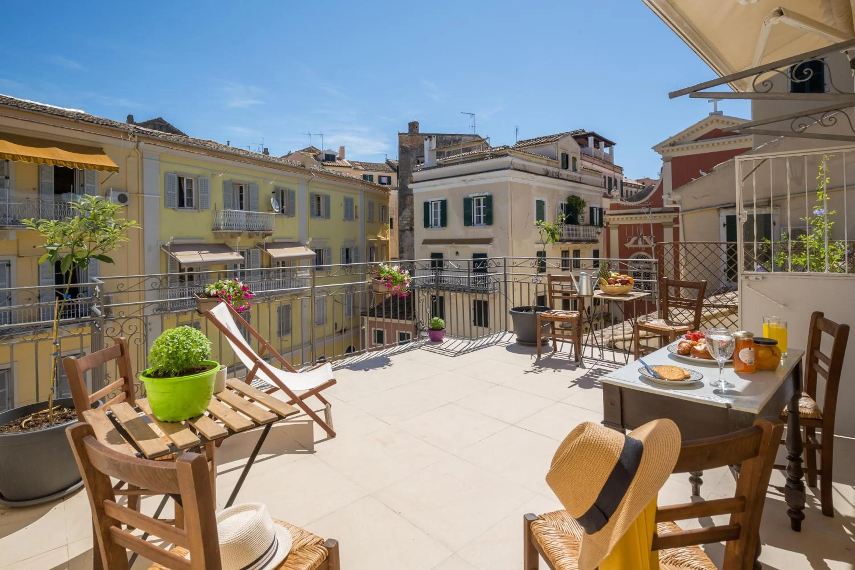 Balcony/Terrace in Kâmara Old Town Studios