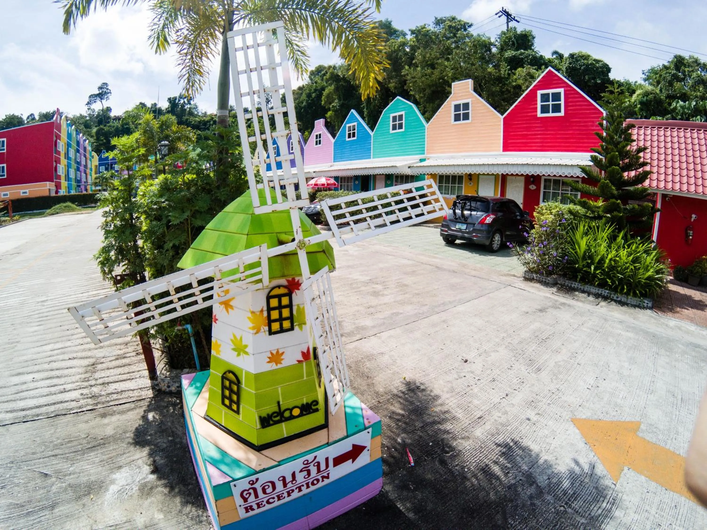 Holland Resort Phuket (SHA Extra Plus)