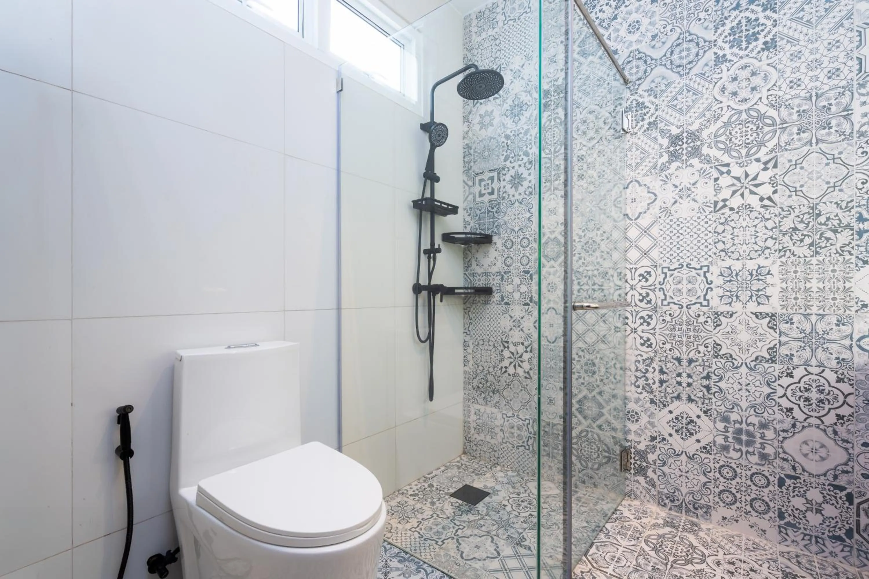 Shower in Orchid Paradise Homes OPV 15