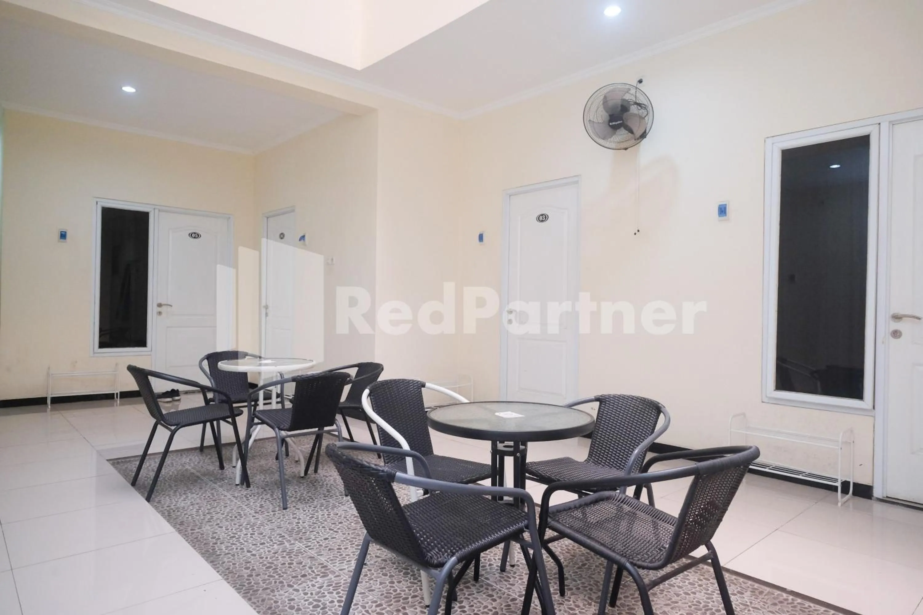 Property building in Griya Loka 2 Syariah Near Simpang Lima Mitra Reddoorz