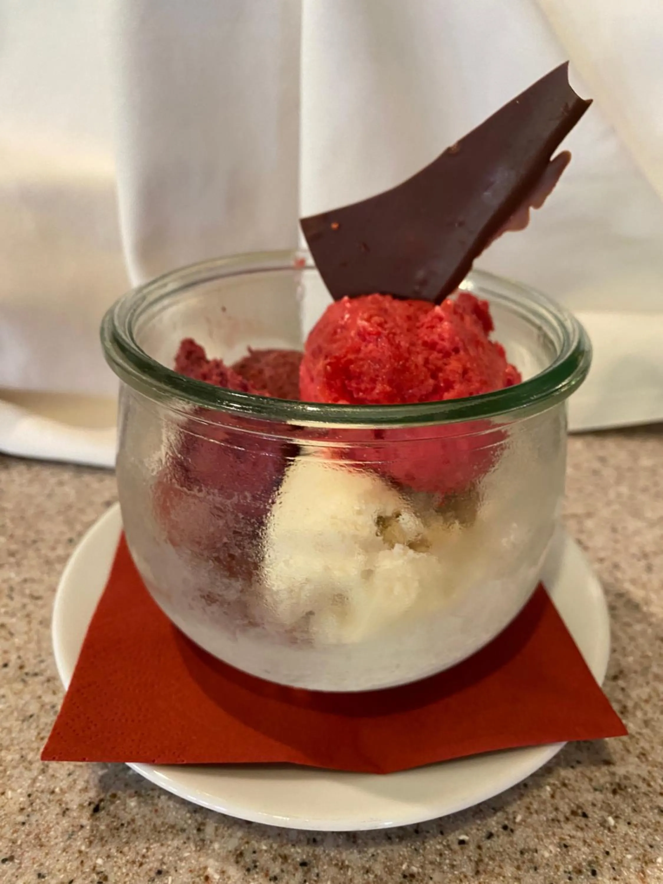 Restaurant/places to eat in Hotel Sonnenhügel