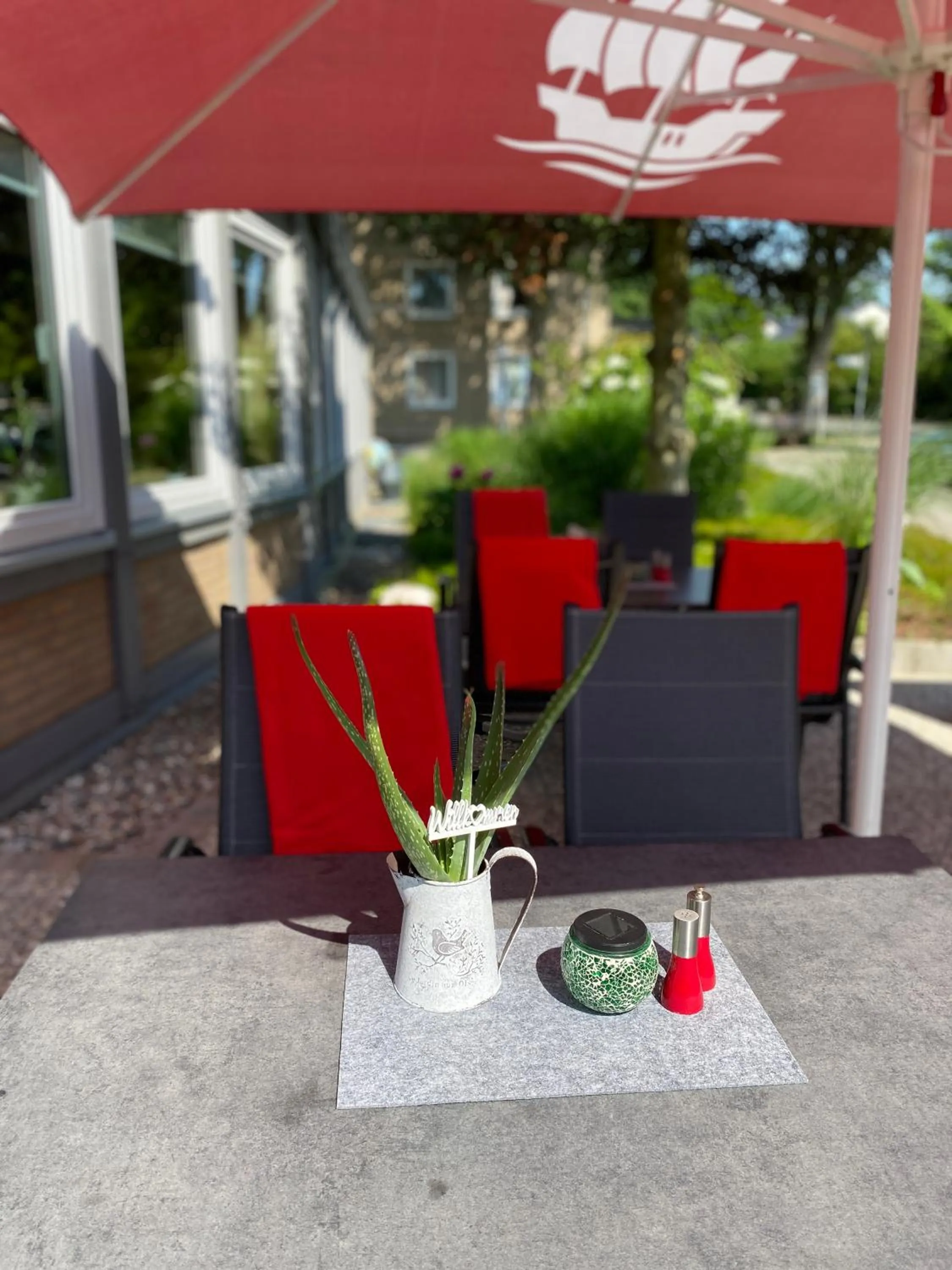 Restaurant/places to eat in Hotel Sonnenhügel