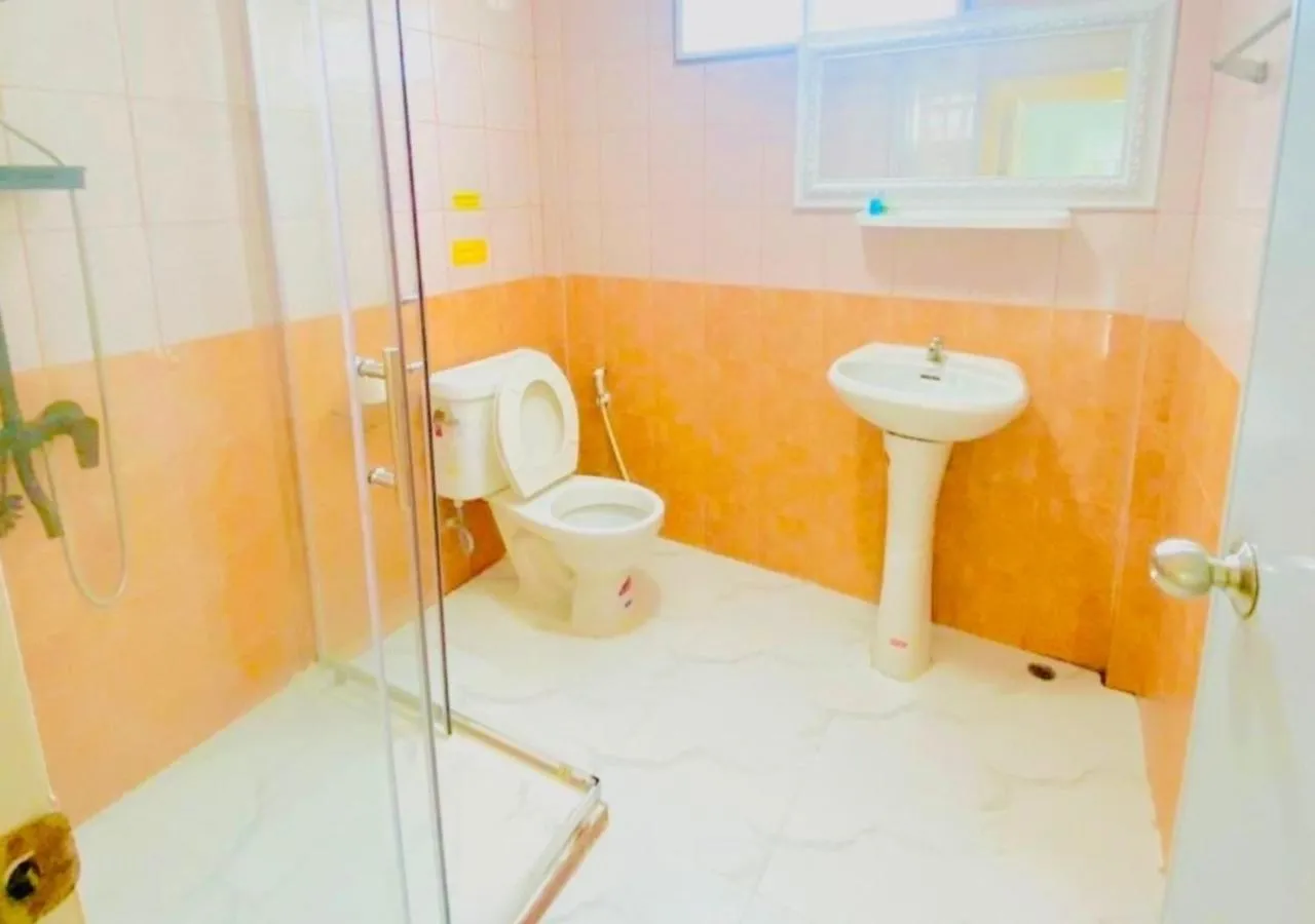 Baan Golden Resort & Residences