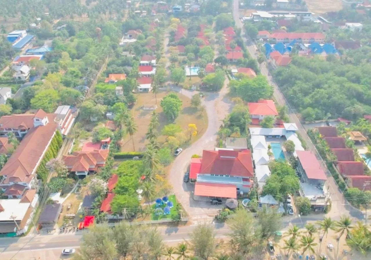 Baan Golden Resort & Residences