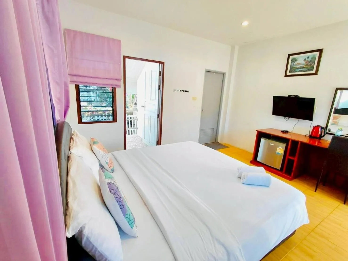 Bed in Baan Golden Resort & Residences