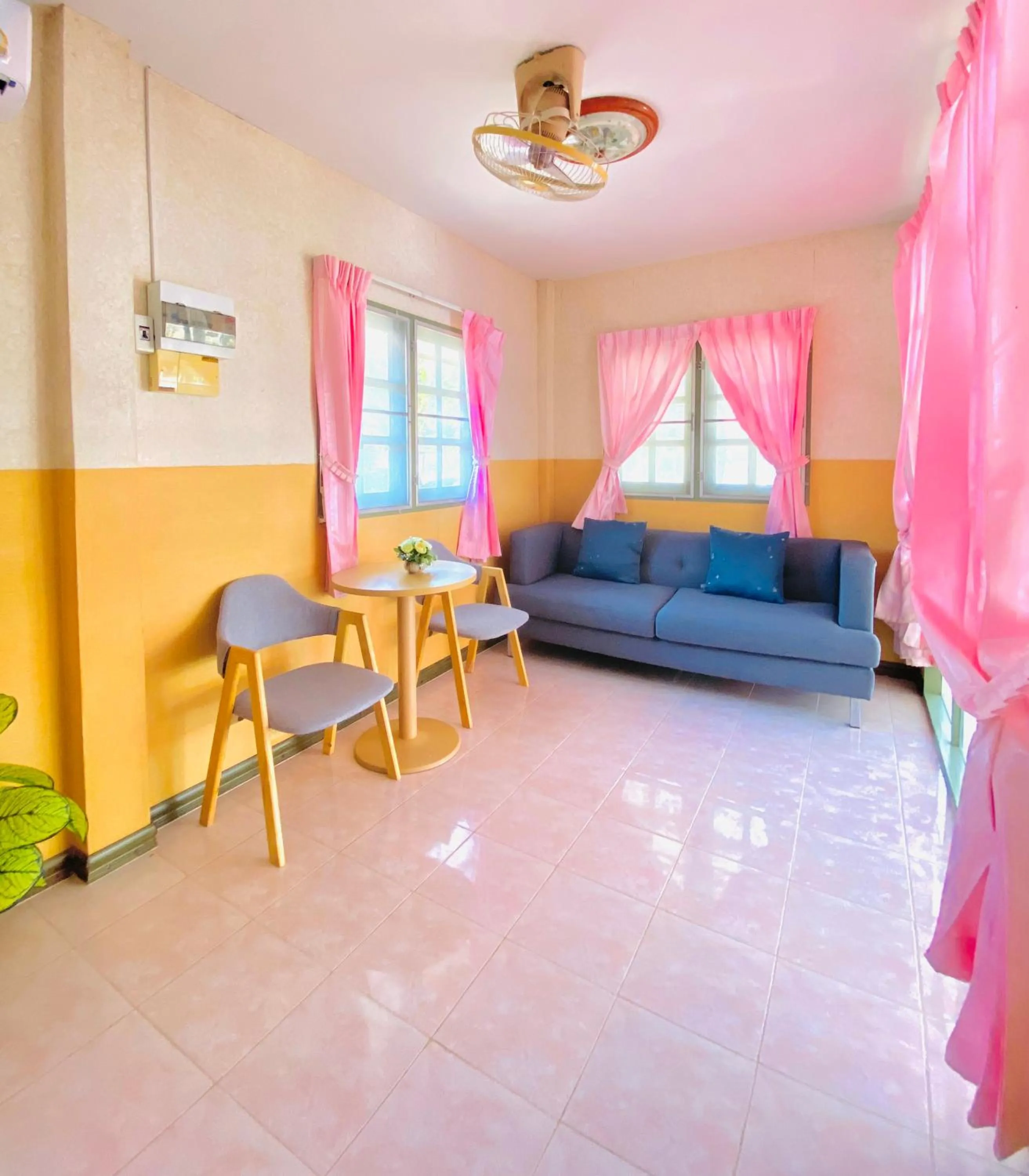 Baan Golden Resort & Residences