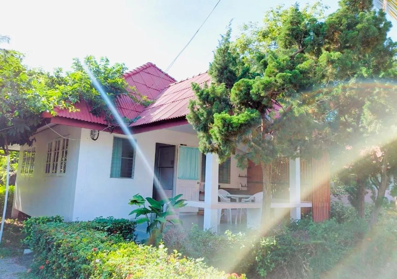 Baan Golden Resort & Residences