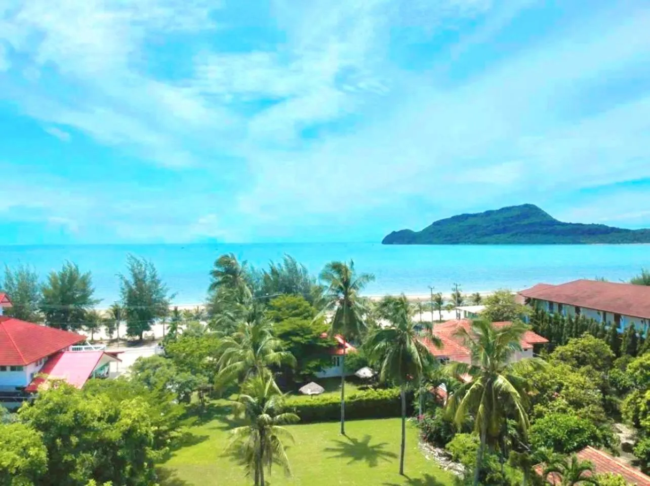 Baan Golden Resort & Residences