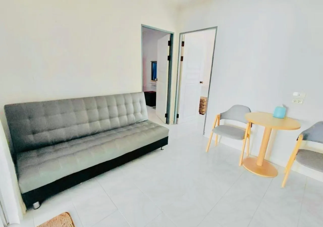 Baan Golden Resort & Residences