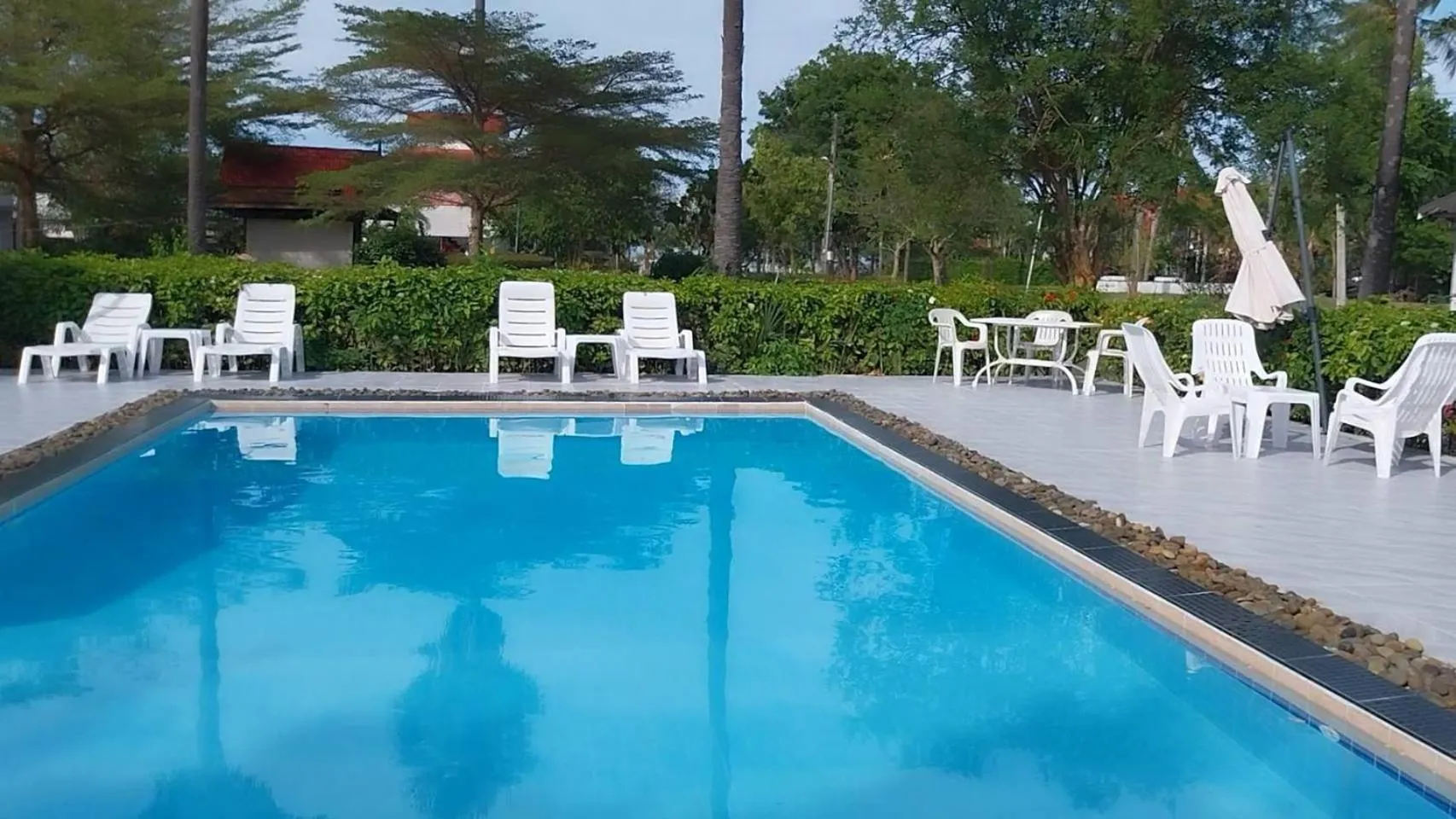 Baan Golden Resort & Residences