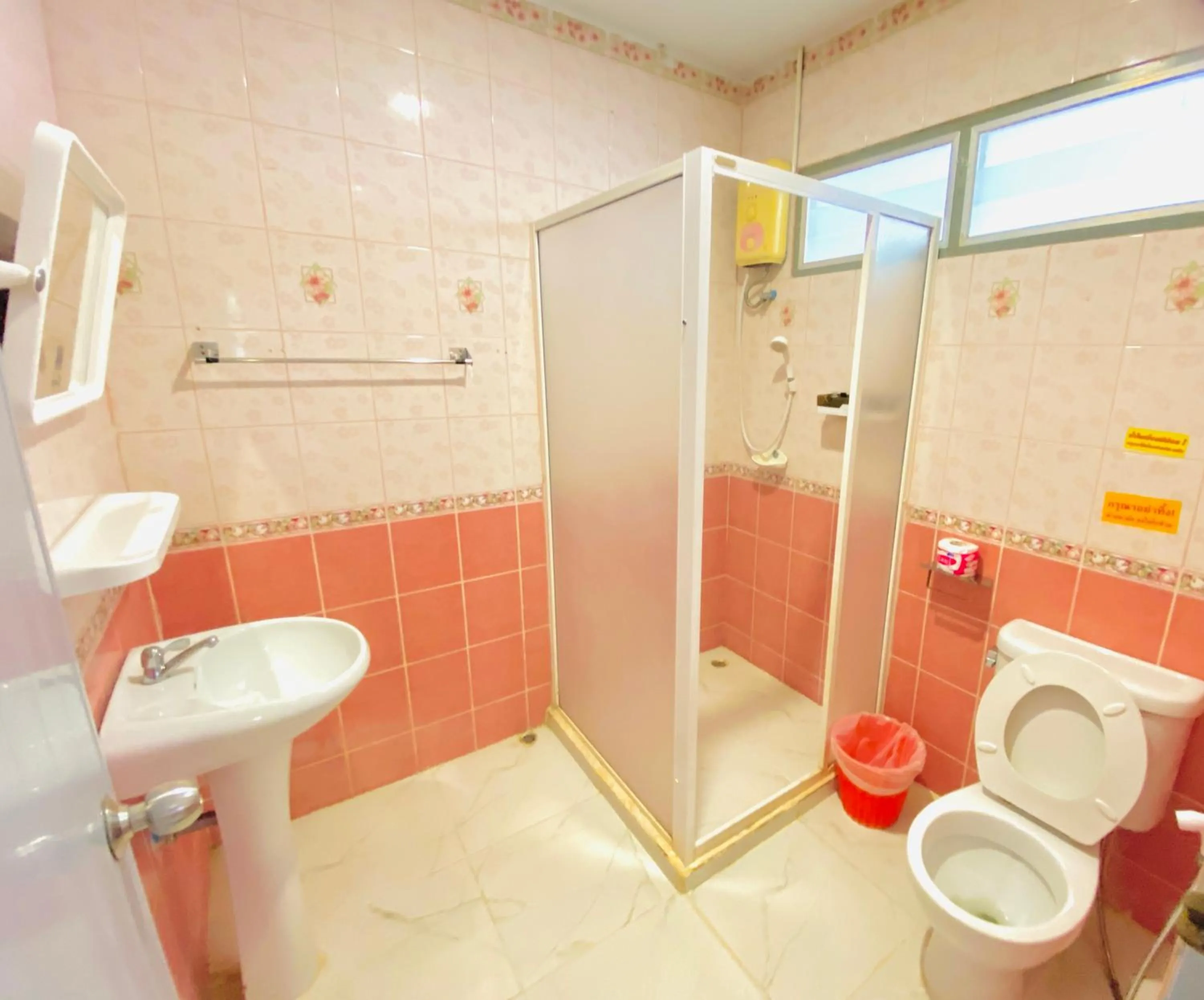 Baan Golden Resort & Residences