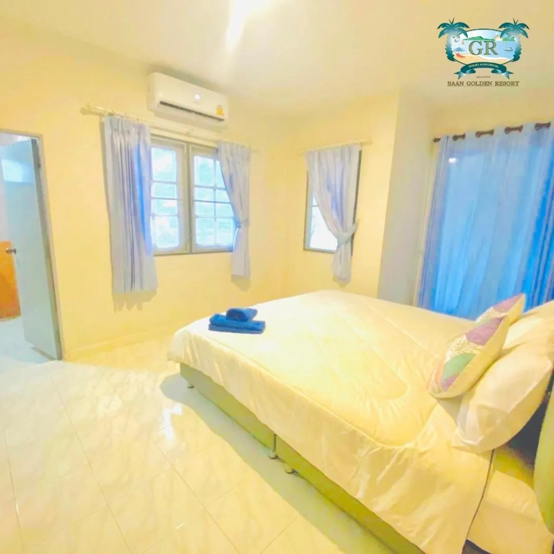 Bed in Baan Golden Resort & Residences