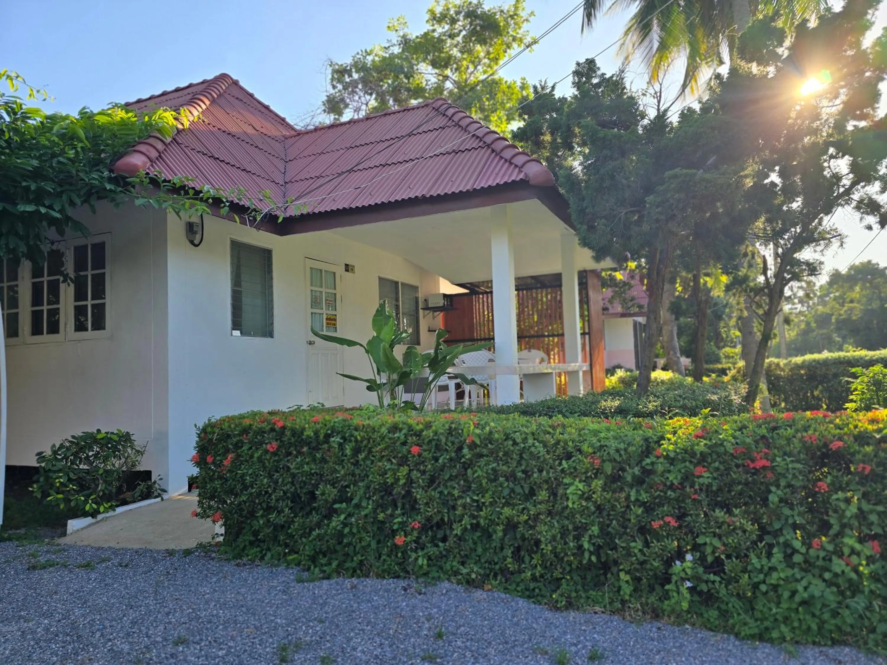 Garden in Baan Golden Resort & Residences