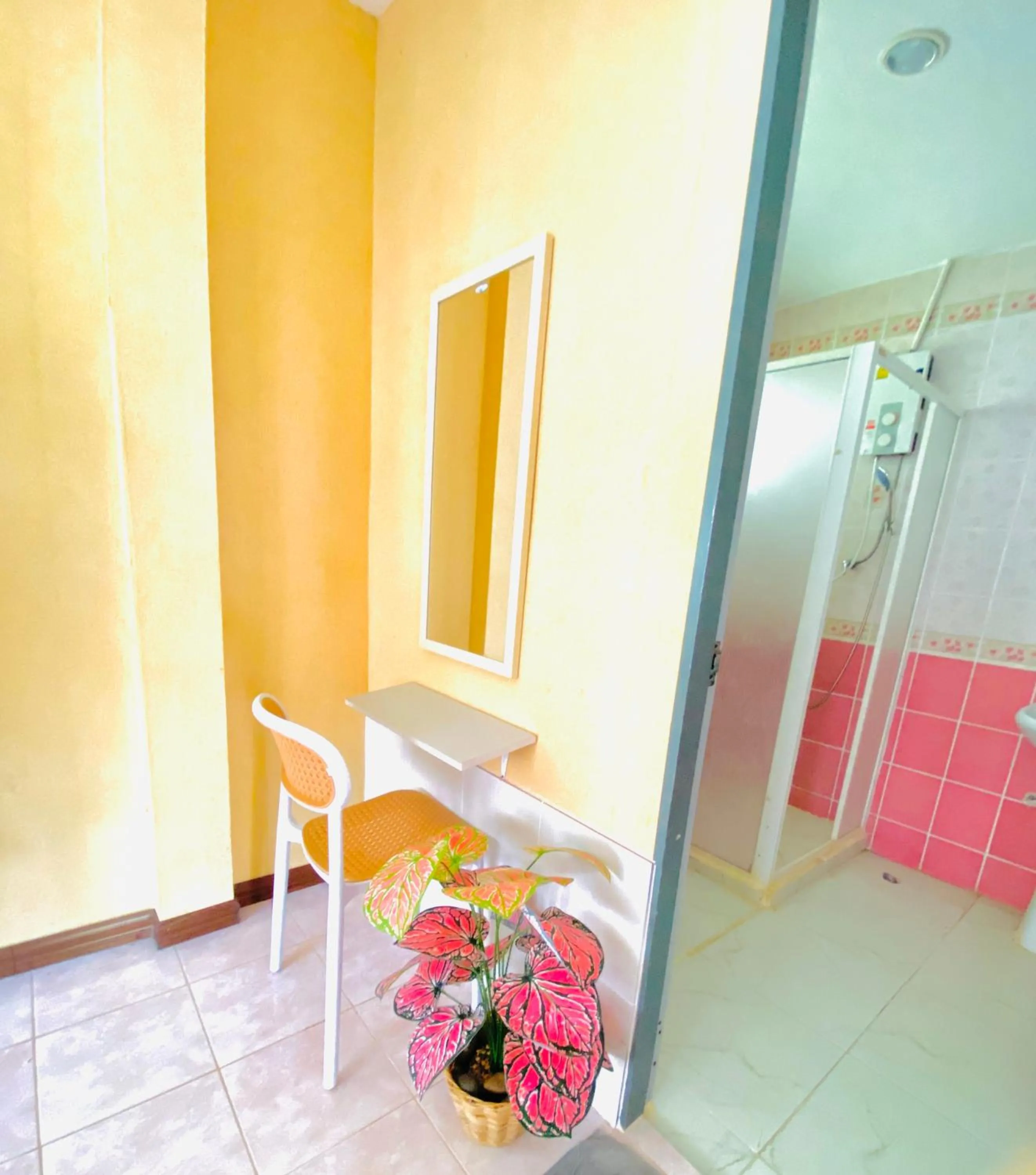 Baan Golden Resort & Residences