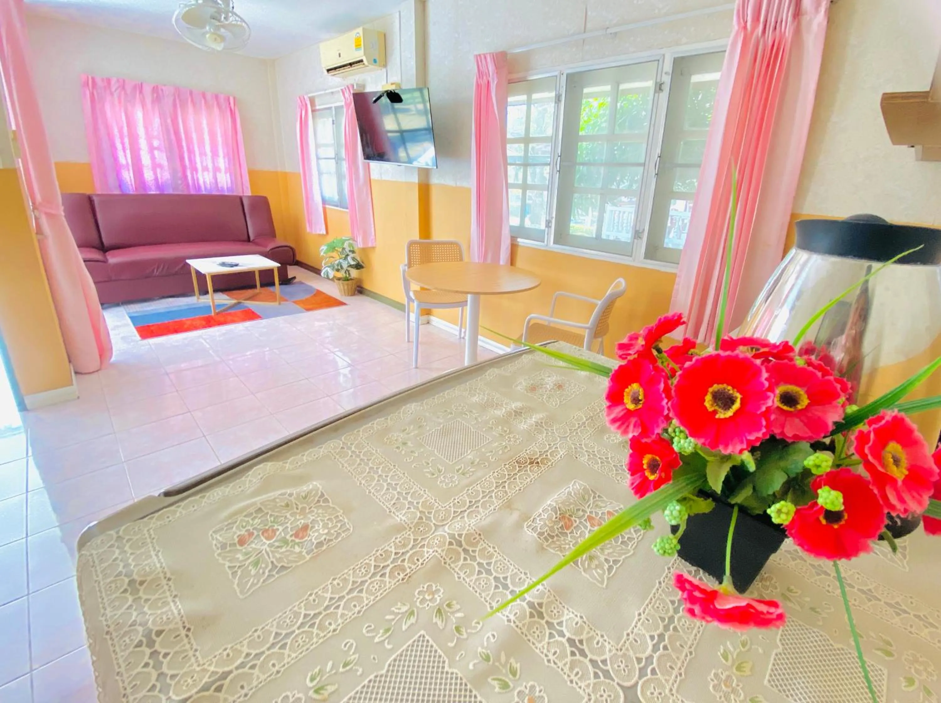 Bed in Baan Golden Resort & Residences