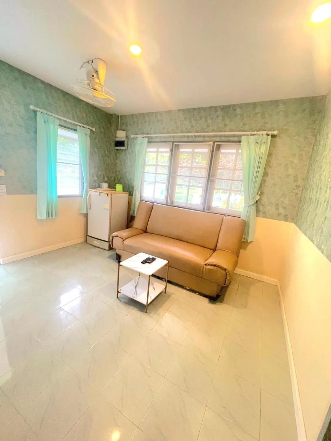 Baan Golden Resort & Residences