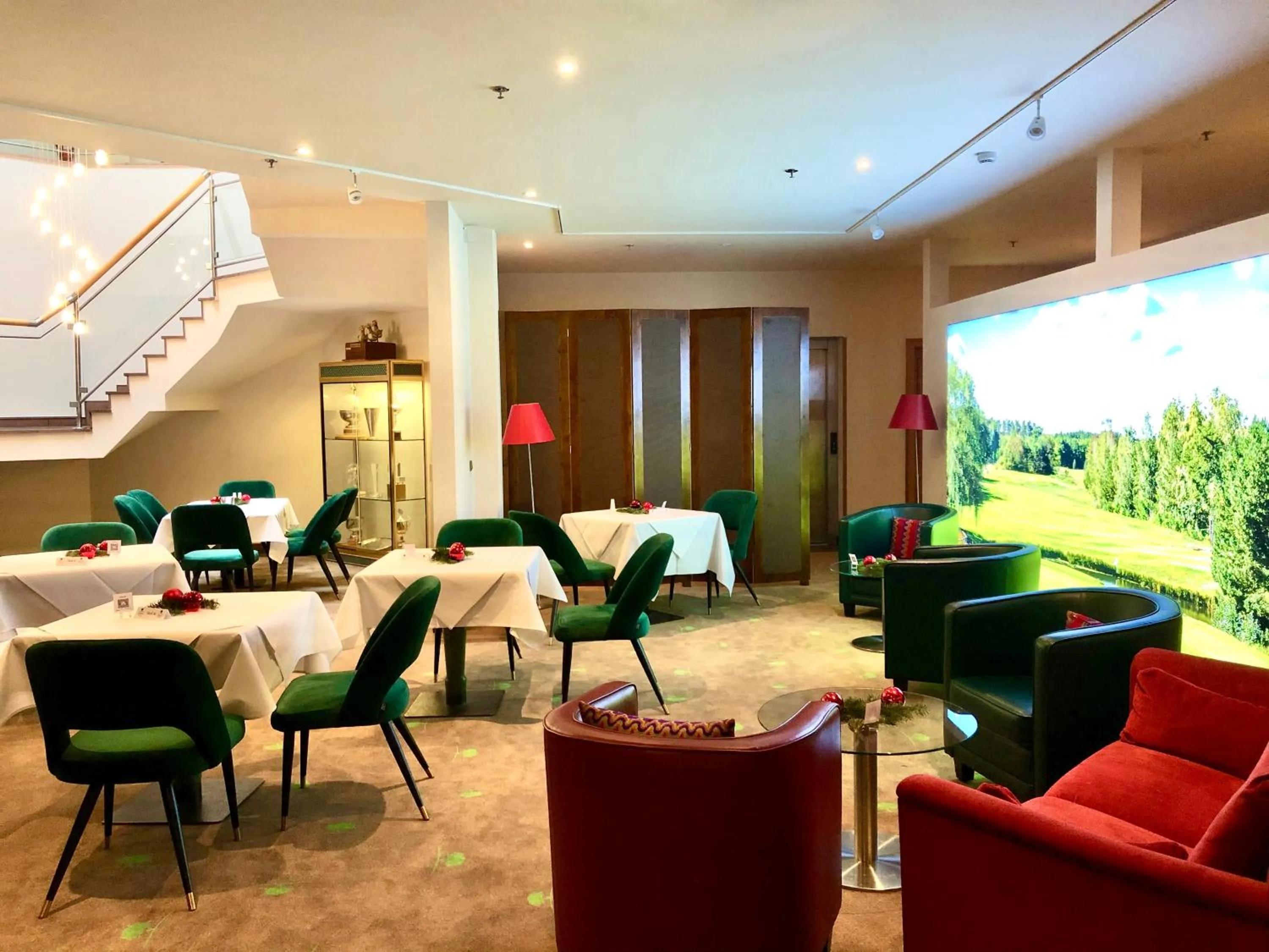 Restaurant/places to eat in GolfResort Semlin