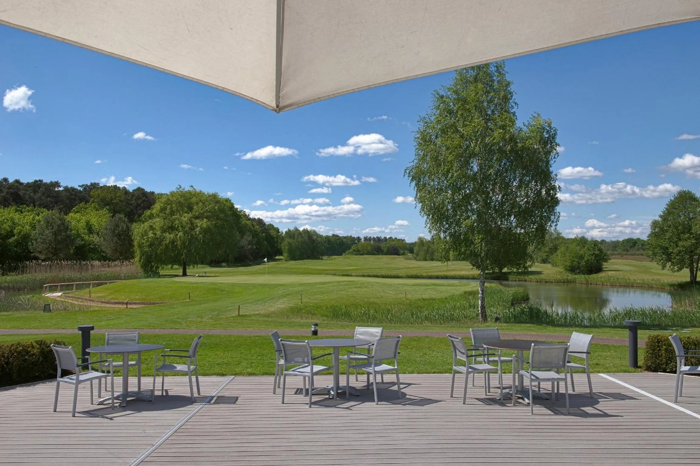 Restaurant/places to eat in GolfResort Semlin