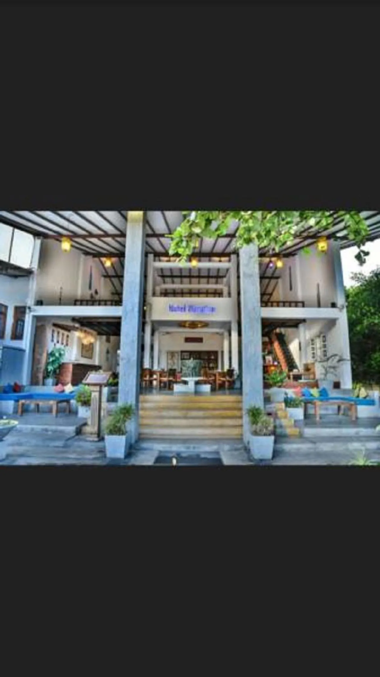 Facade/entrance in Hotel Vibration