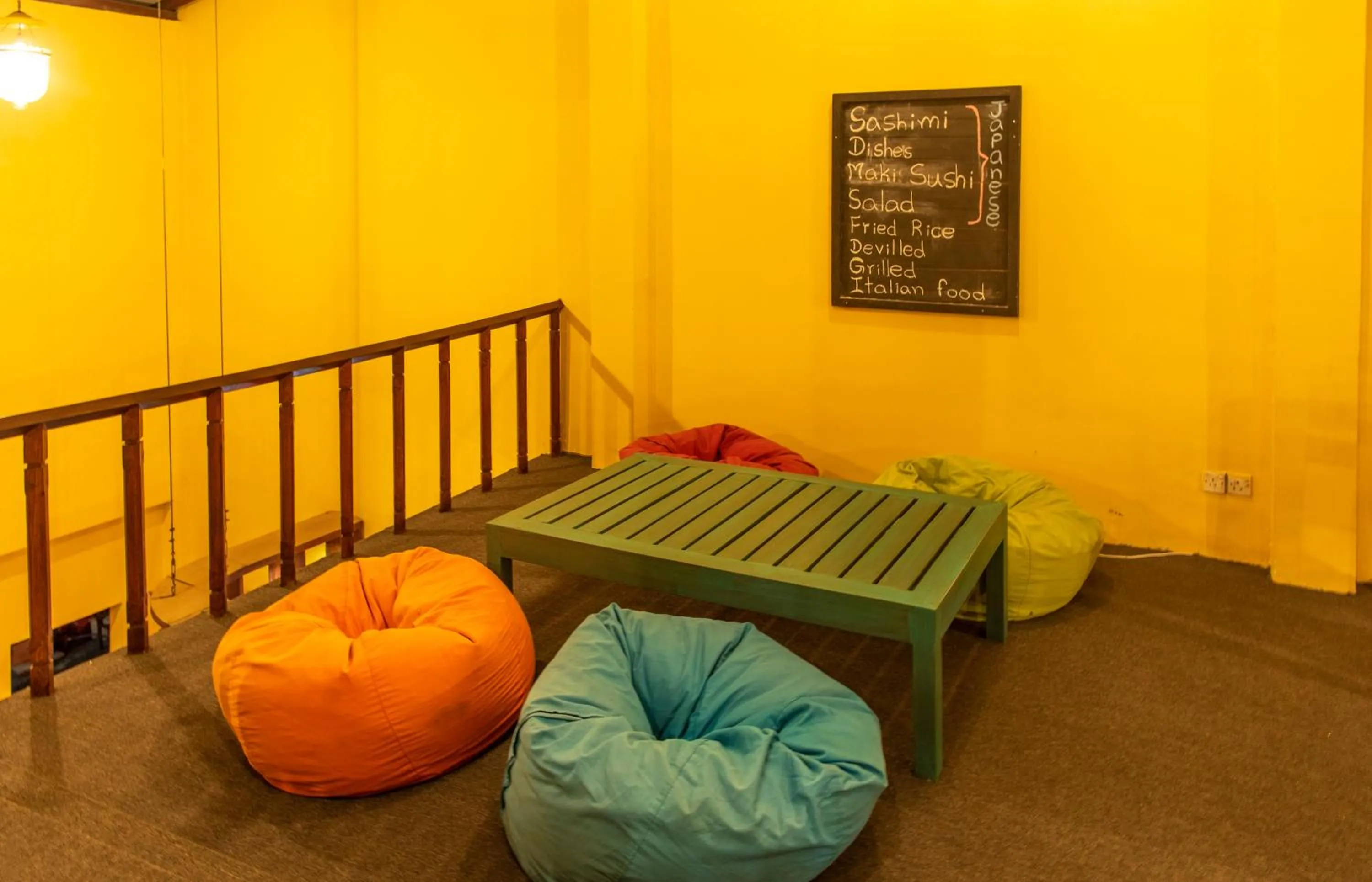 Bed in Hotel Vibration