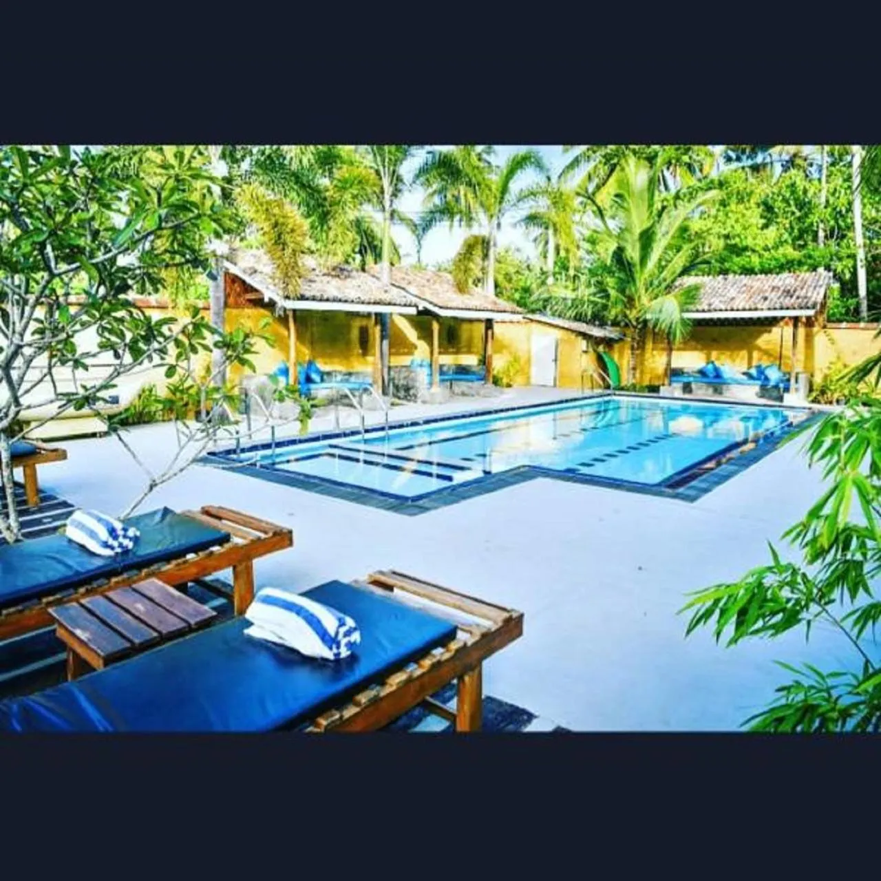 Swimming pool in Hotel Vibration