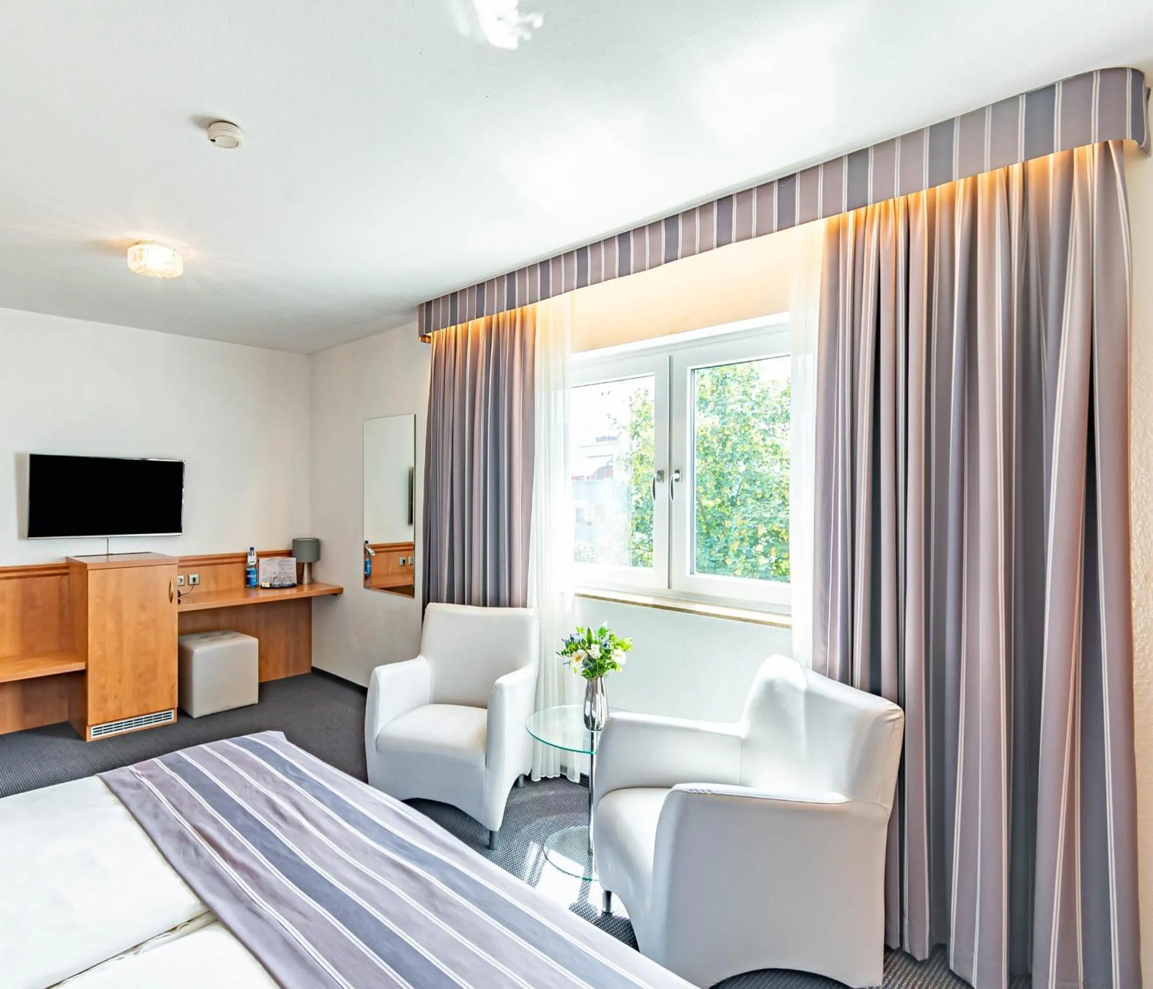 Bedroom in Parkhotel Sonnenberg