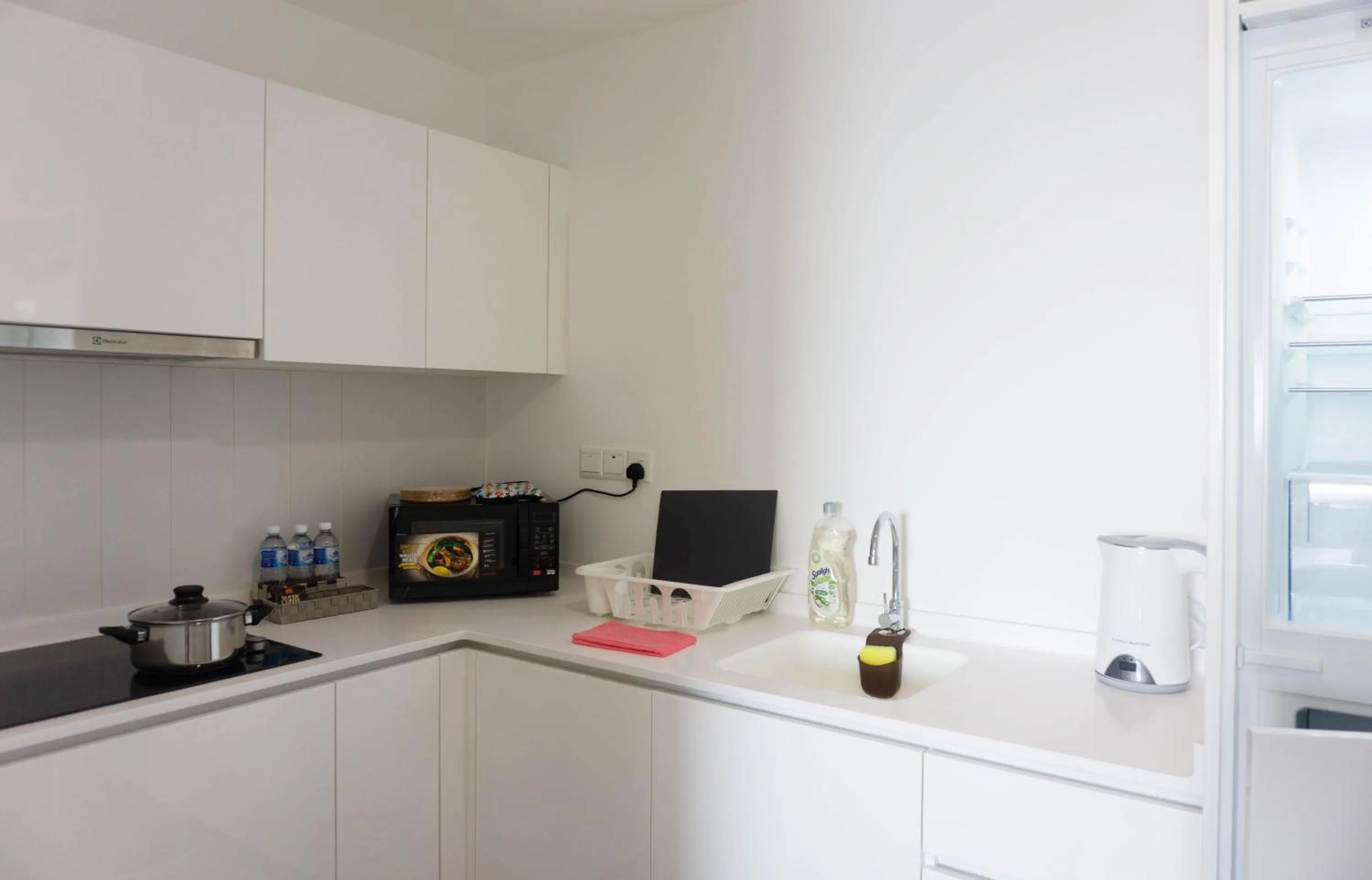 Kitchen or kitchenette in Manatidur@THE HUB SS2