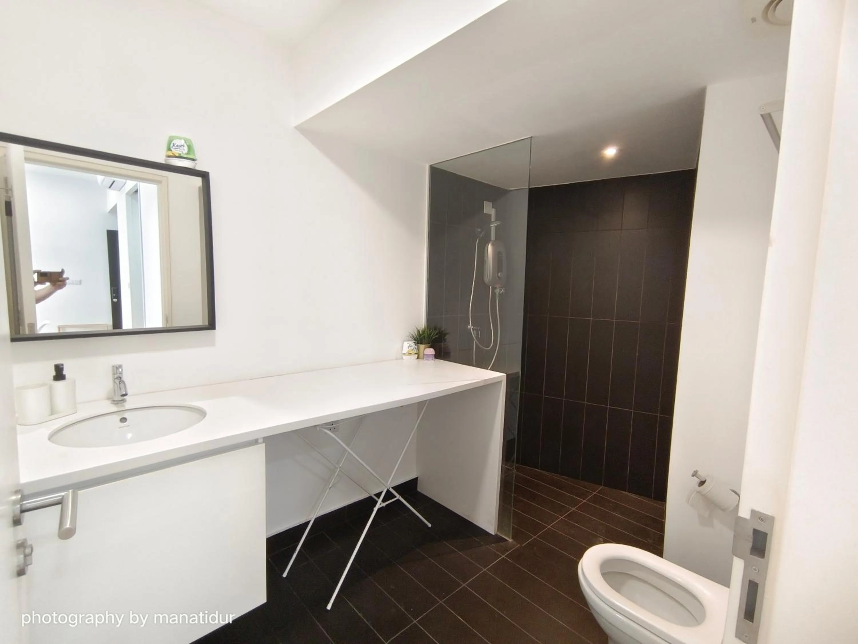 Bathroom in Manatidur@THE HUB SS2