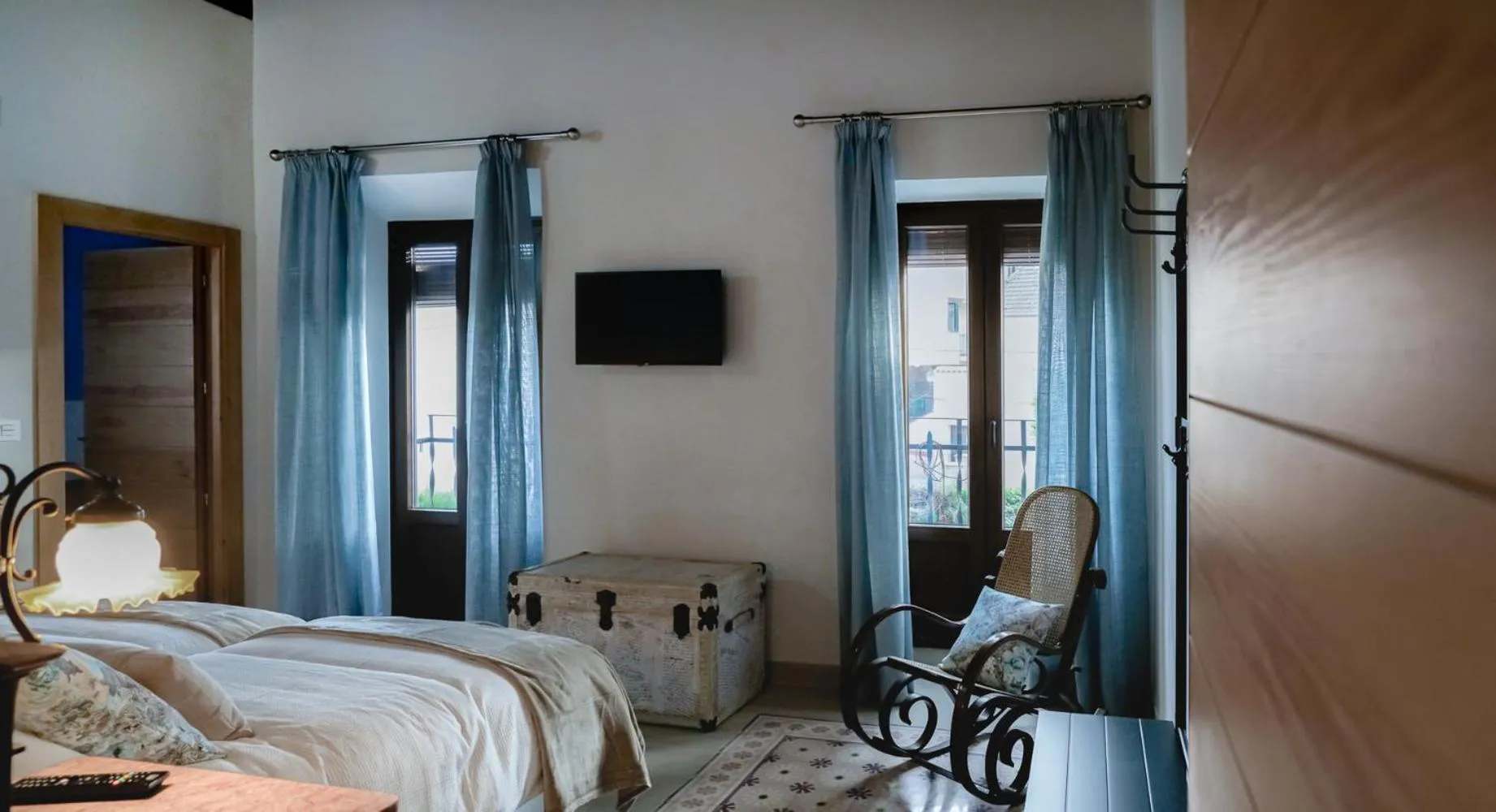 Photo of the whole room, Bed in Casa Rural Villa San Juan