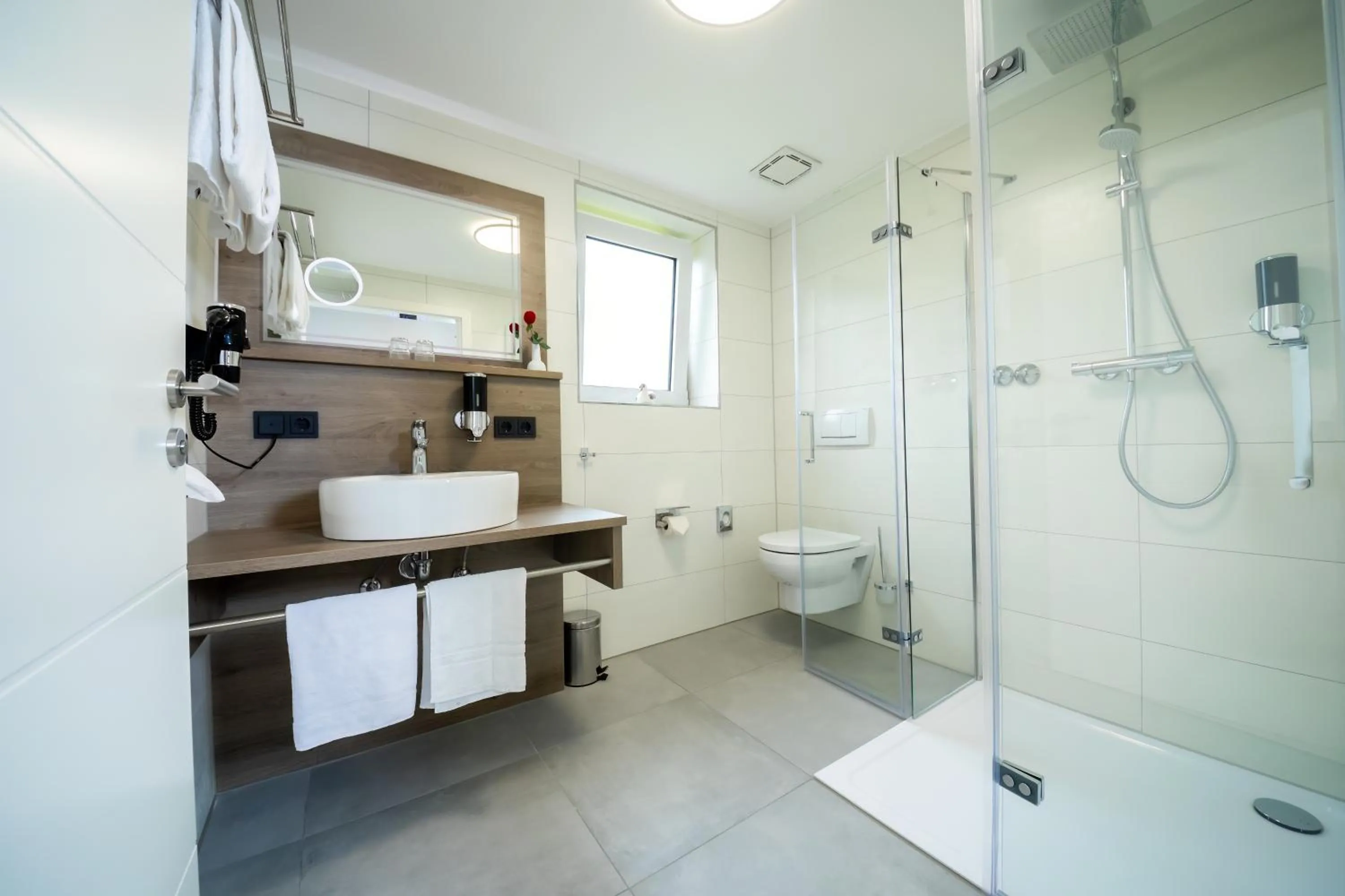 Bathroom in Hotel am Park Bad Driburg