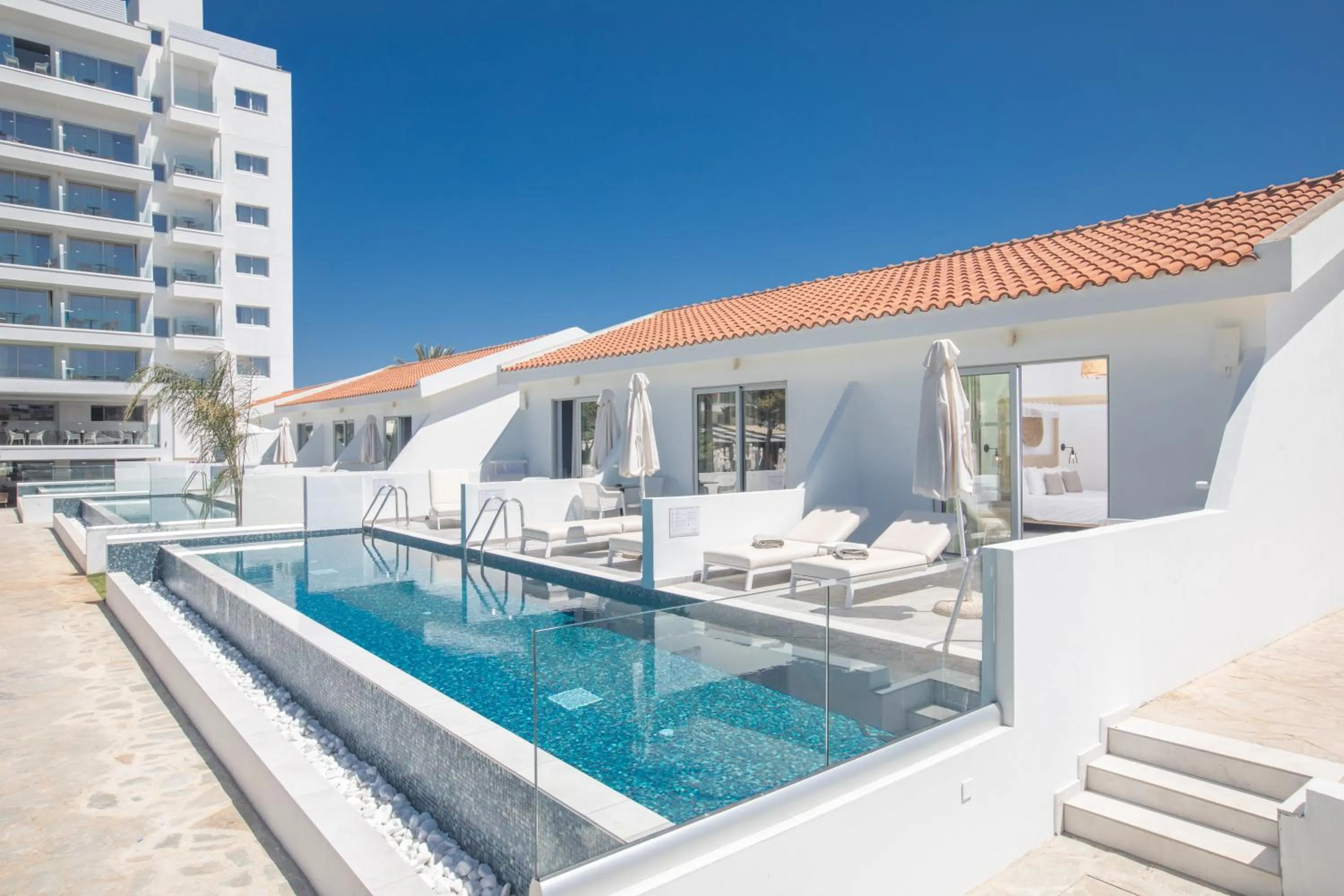 Bohemian Gardens Hotel