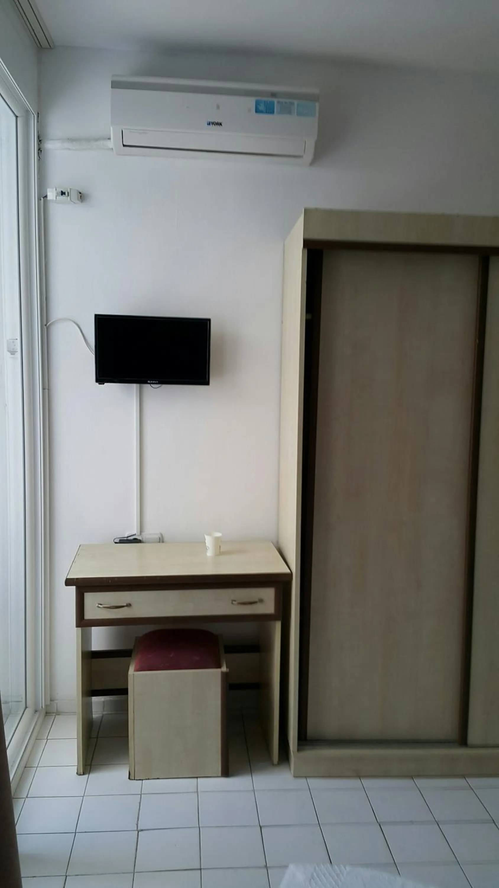 Area and facilities in Delphin Hotel Side