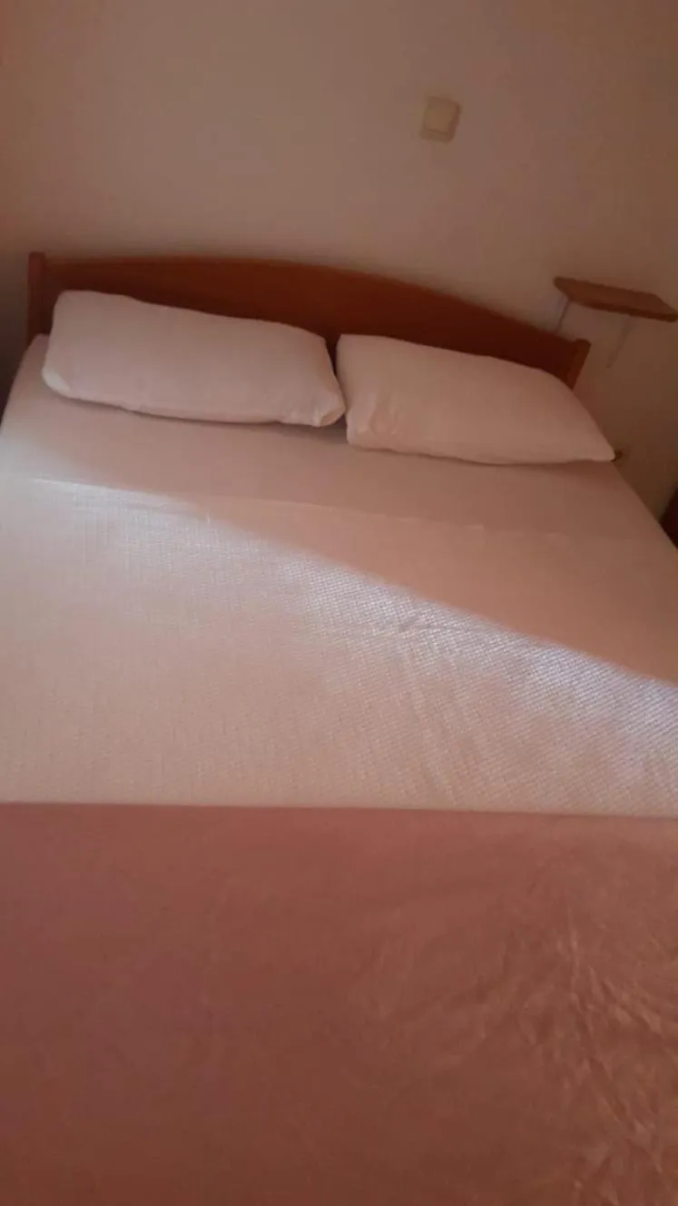 Bed in Delphin Hotel Side