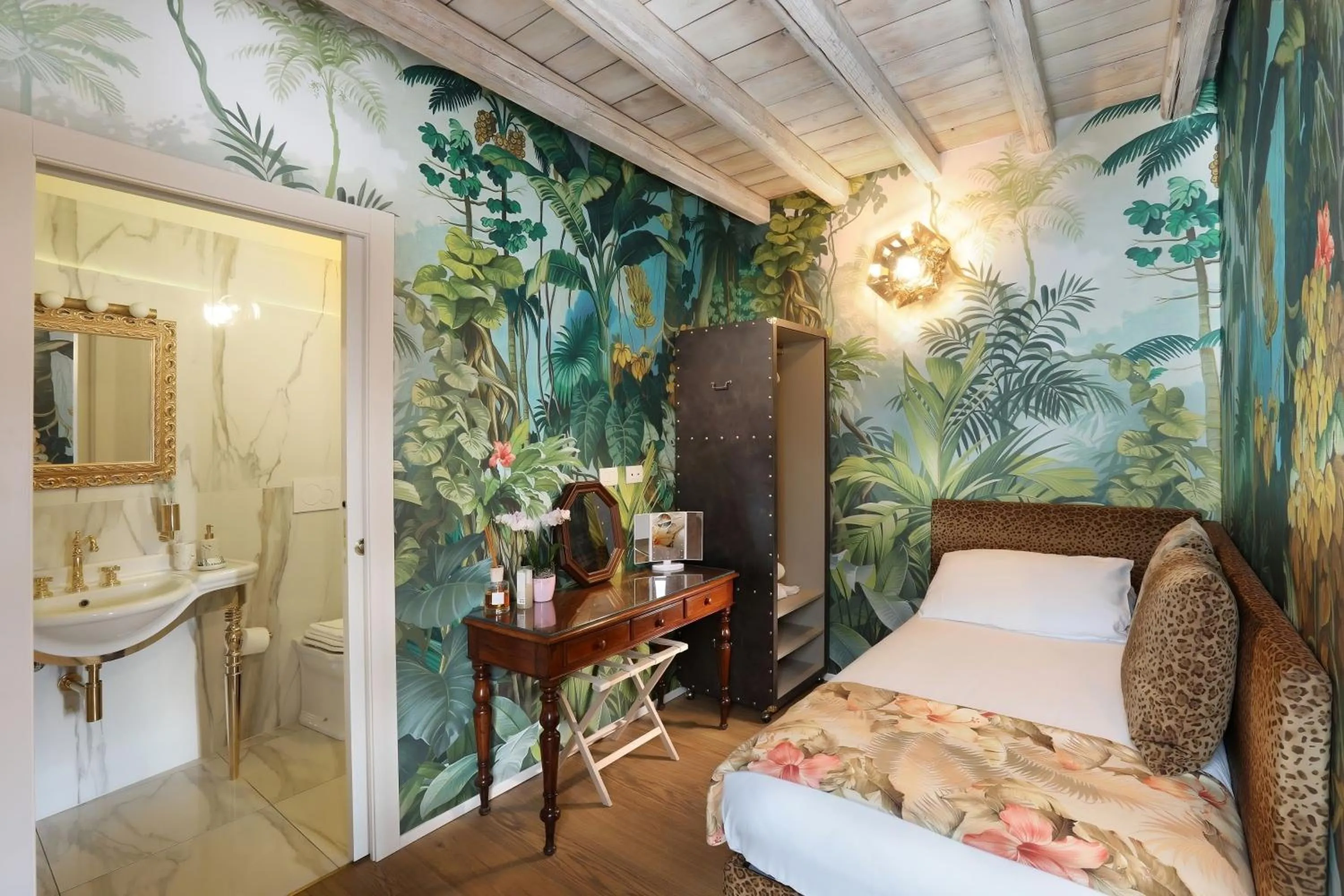 Bed in Suites&Atelier Lake Como