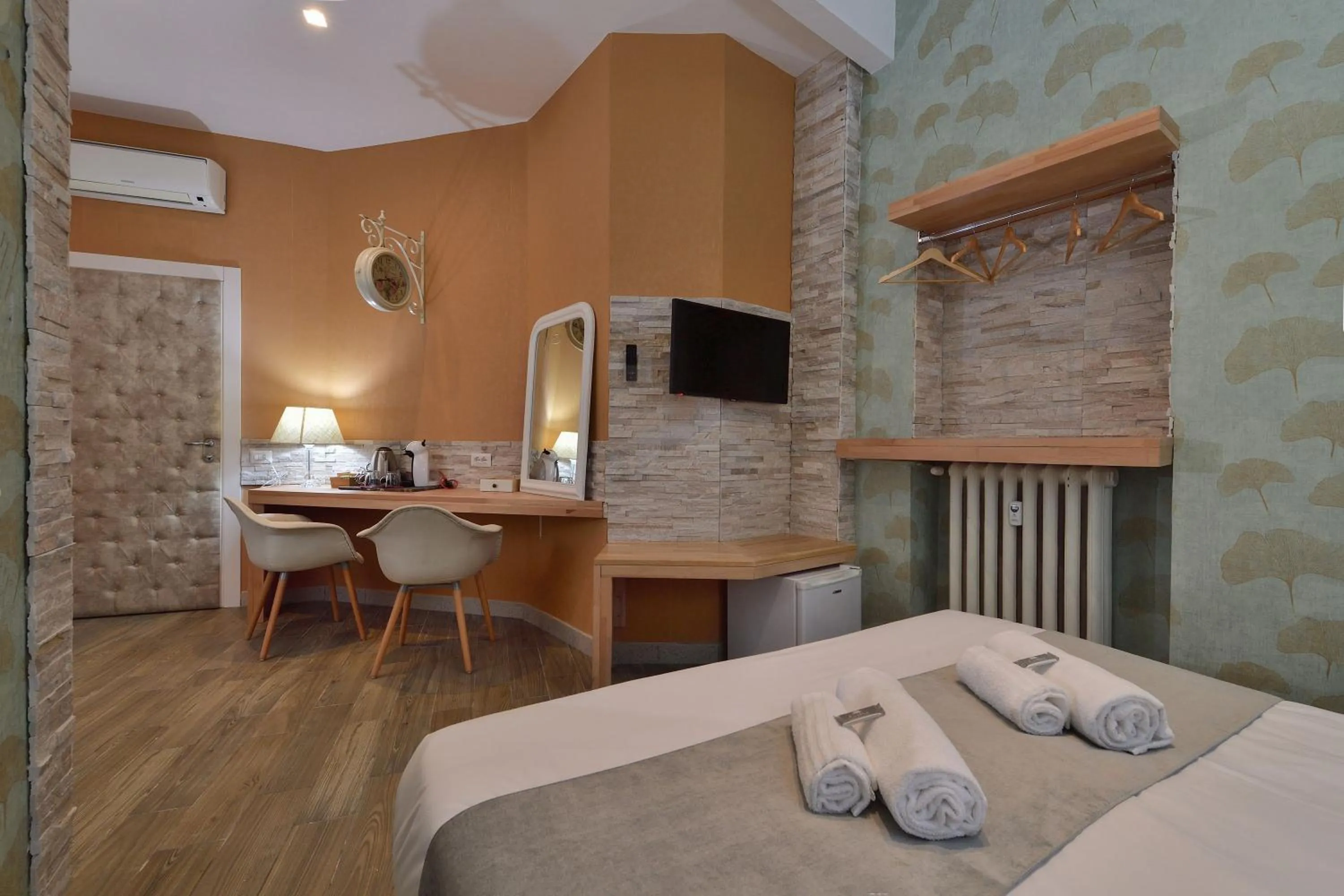 Bed in Rome Vatican Inn