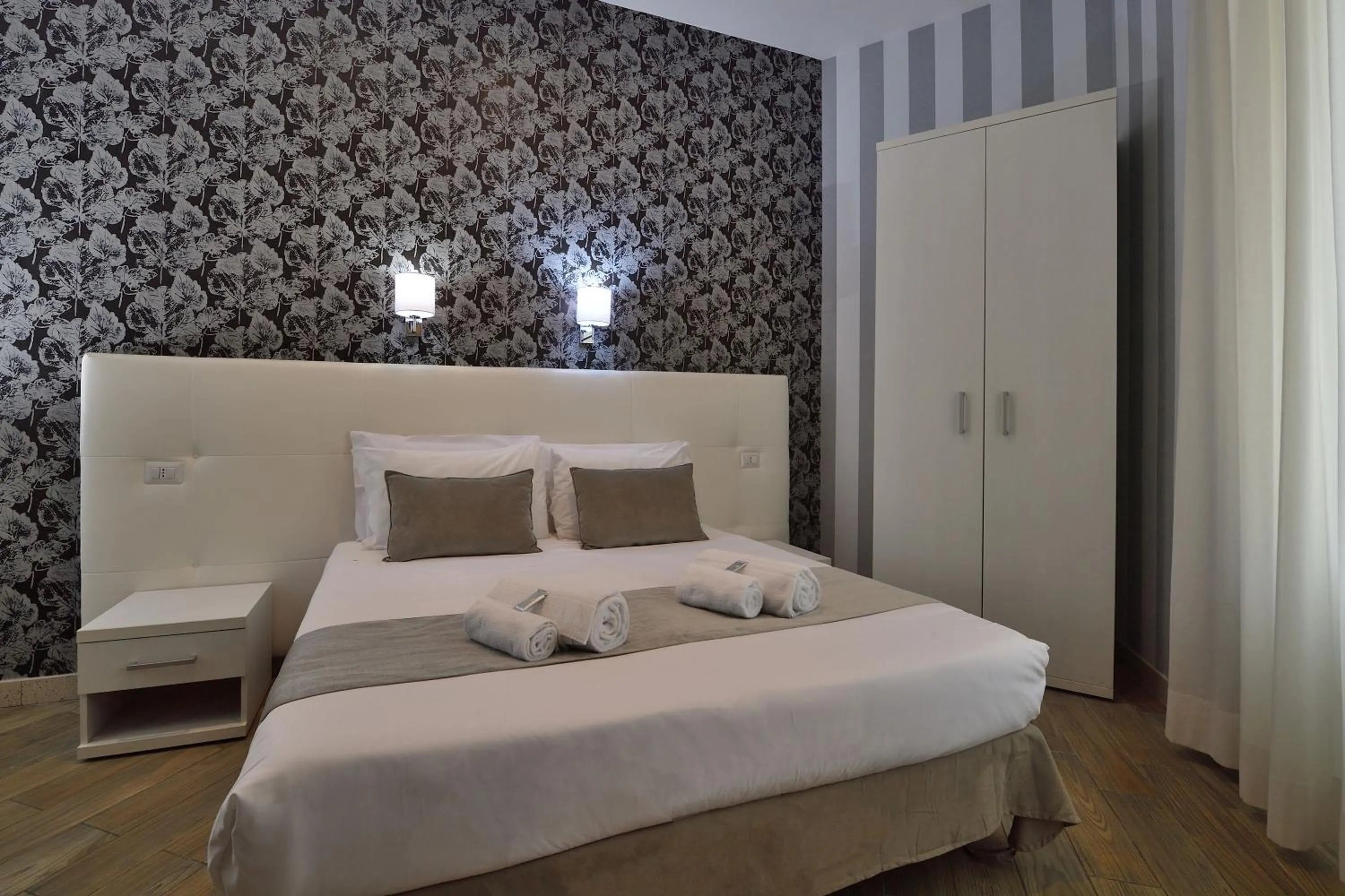 Bed in Rome Vatican Inn