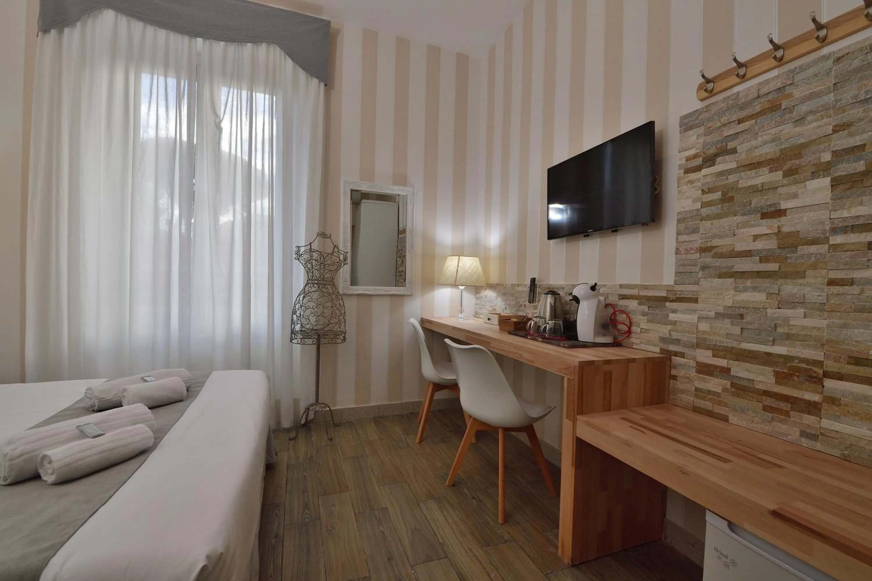 Bed in Rome Vatican Inn