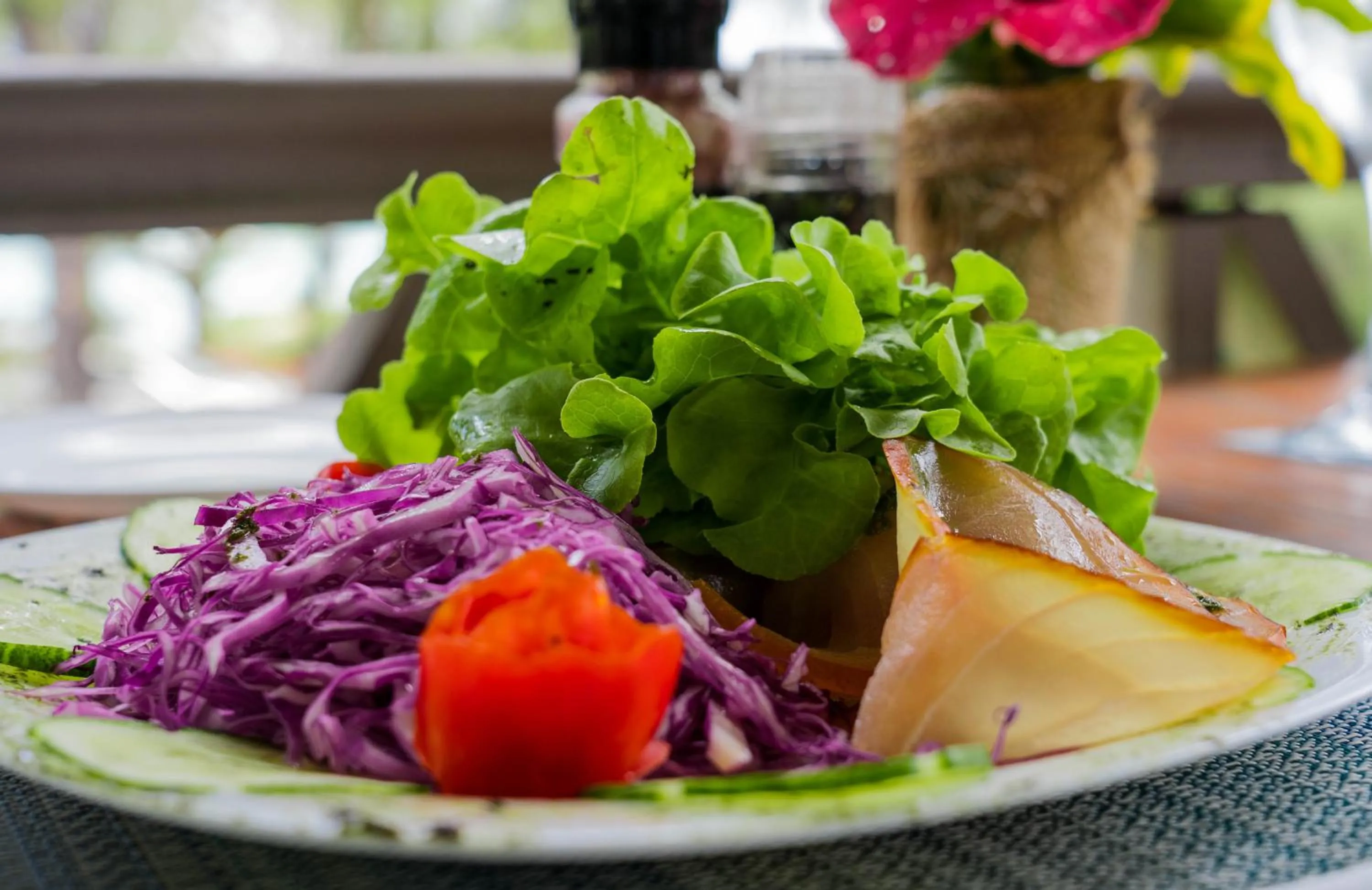 Restaurant/places to eat in Le Grand Bleu Hotel