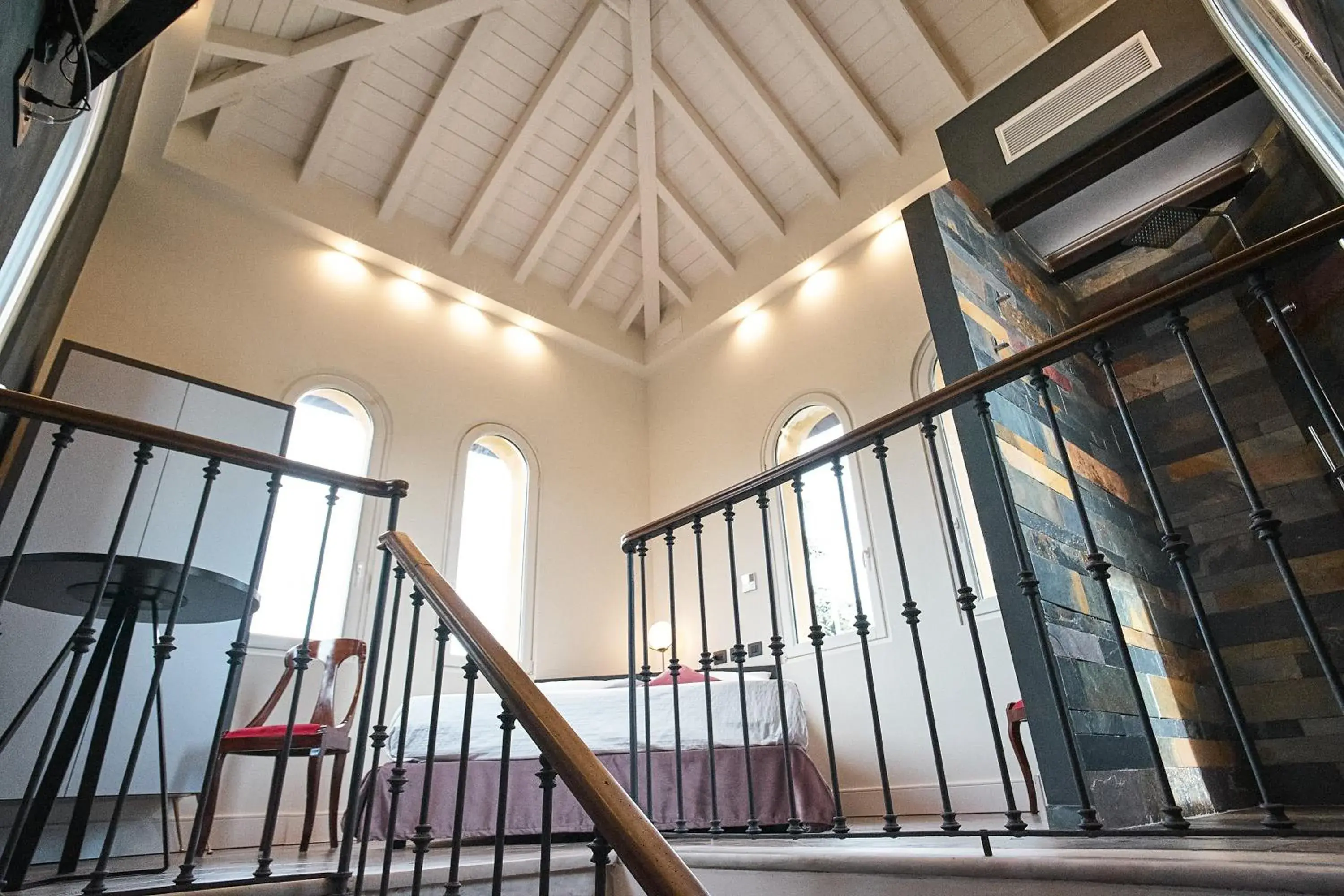 Deluxe Queen Room in Capriccio Art Hotel Deluxe Queen Room in Capriccio Art Hotel