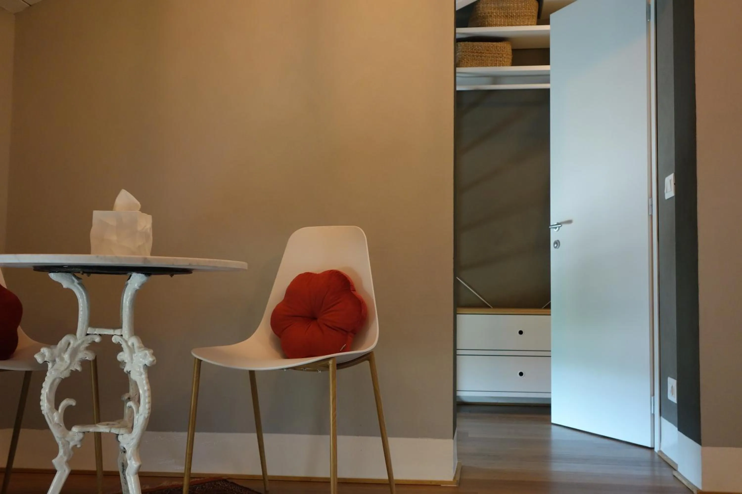 Living room in Capriccio Art Hotel