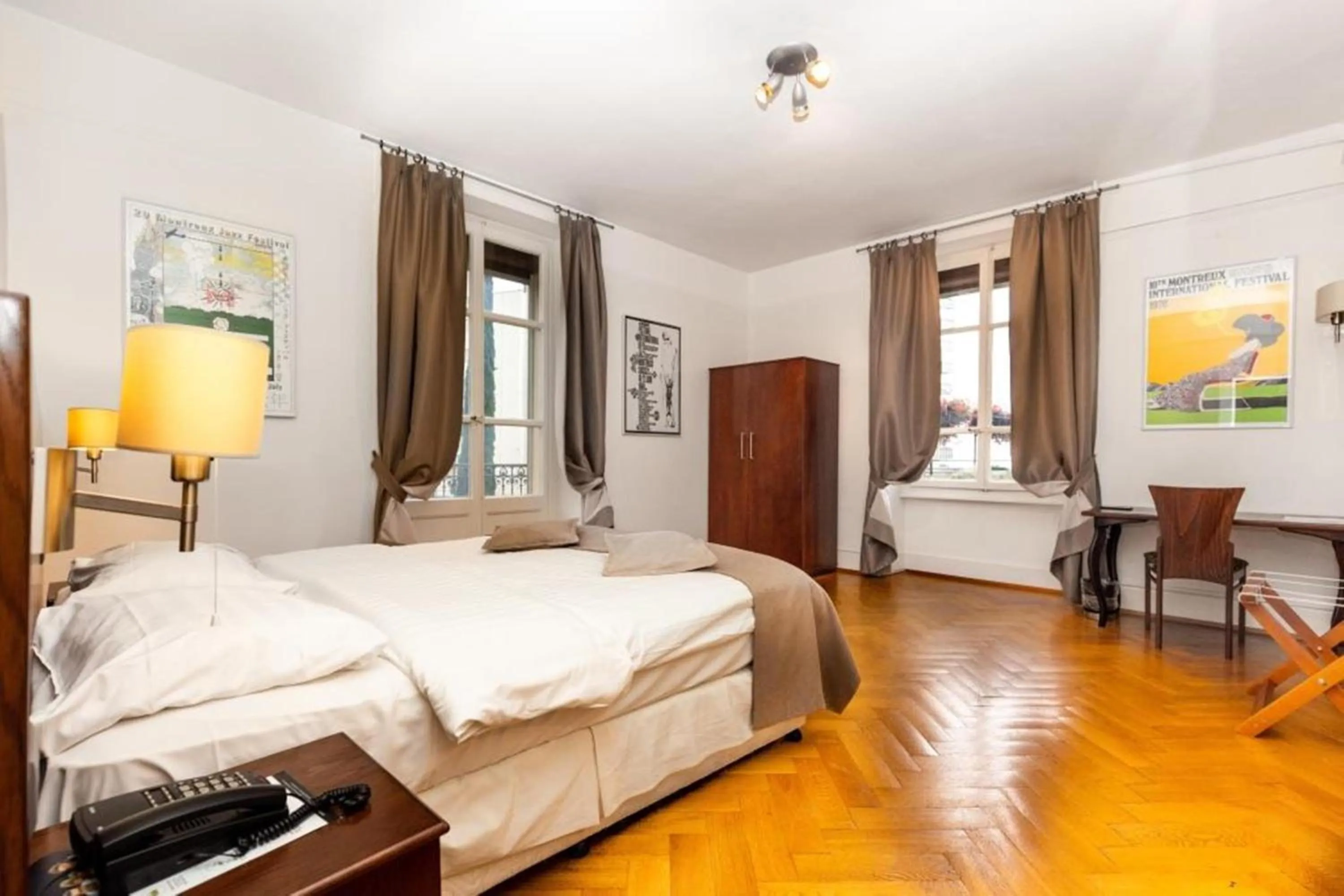 Bedroom, Bed in J5 Hotels Helvetie & La Brasserie