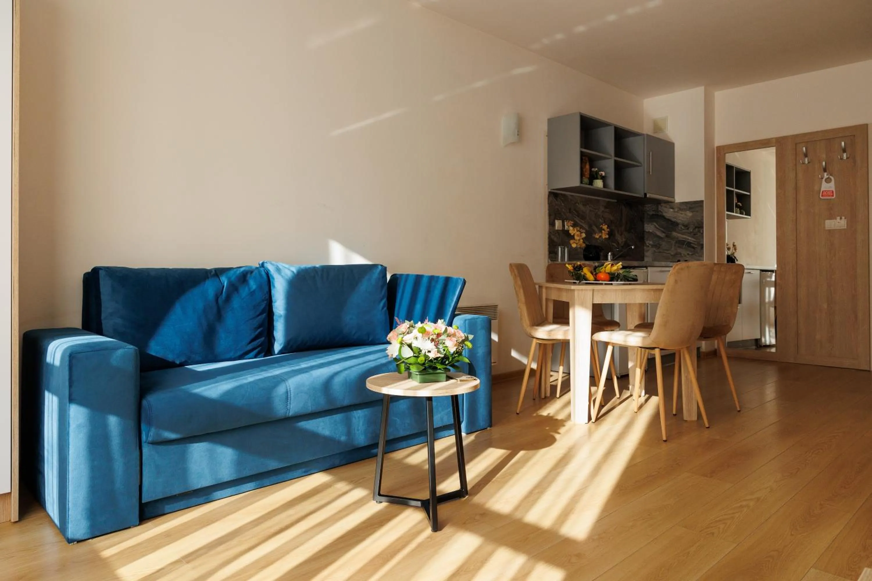 Kitchen or kitchenette in Smartr Green Wood Hotel & Spa